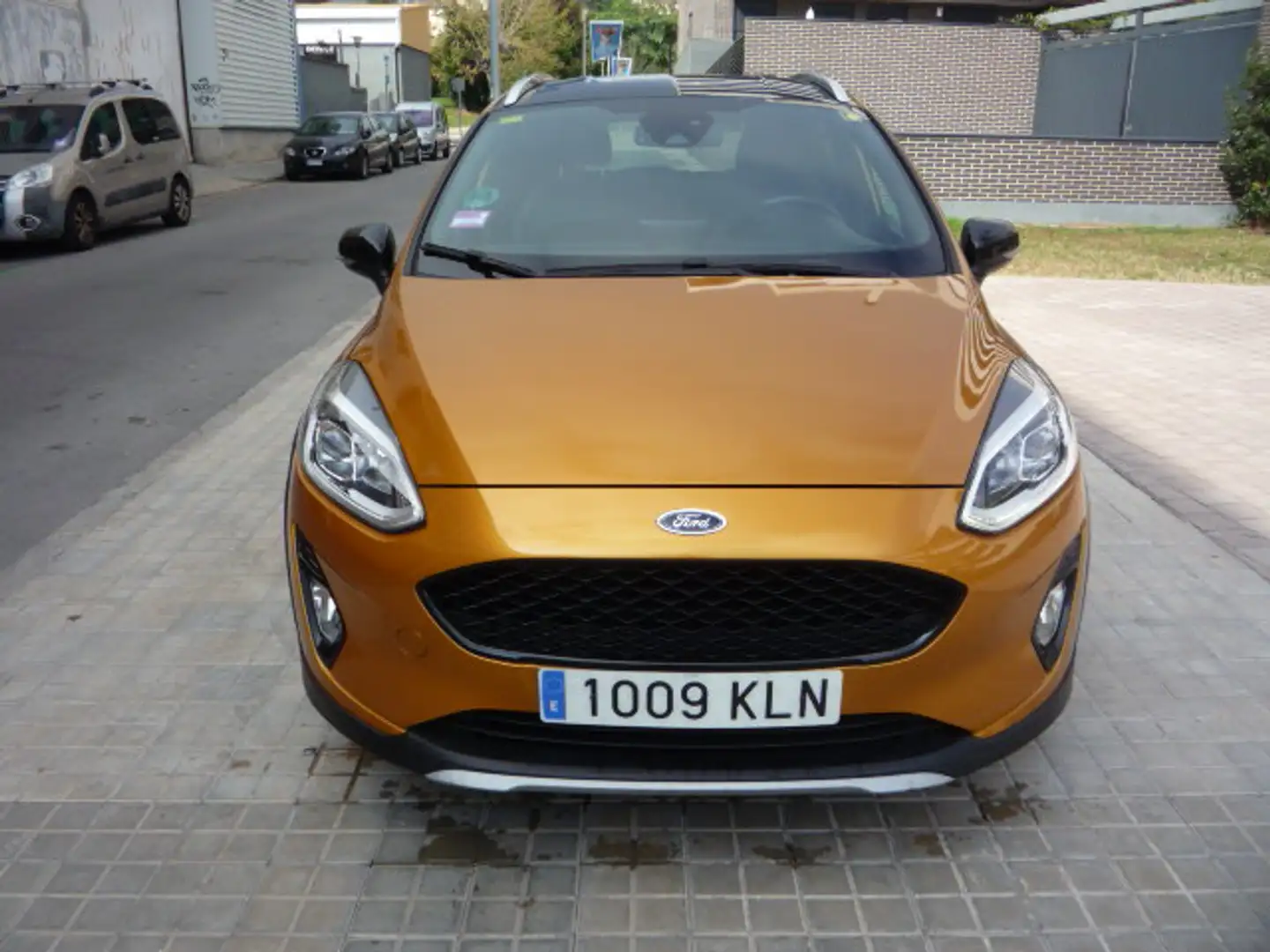 Ford Fiesta 1.0 EcoB. Titanium Auto-S&S 125 Naranja - 2