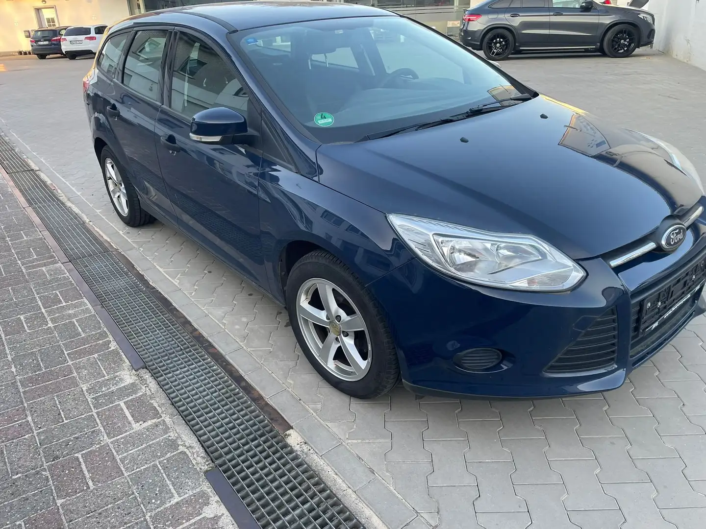Ford Focus Blau - 2