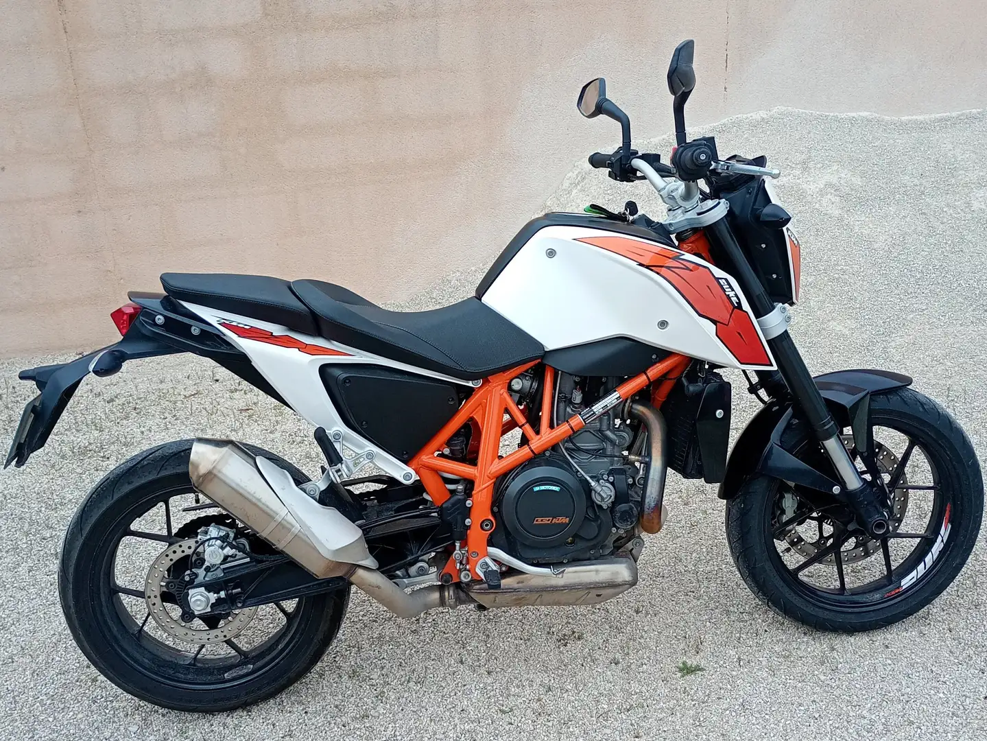 KTM 690 Duke White - 2