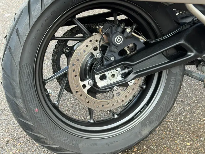 Triumph Tiger 900 - foto 7