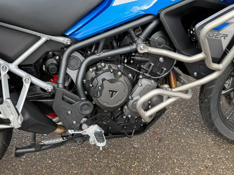 Triumph Tiger 900 - foto 8