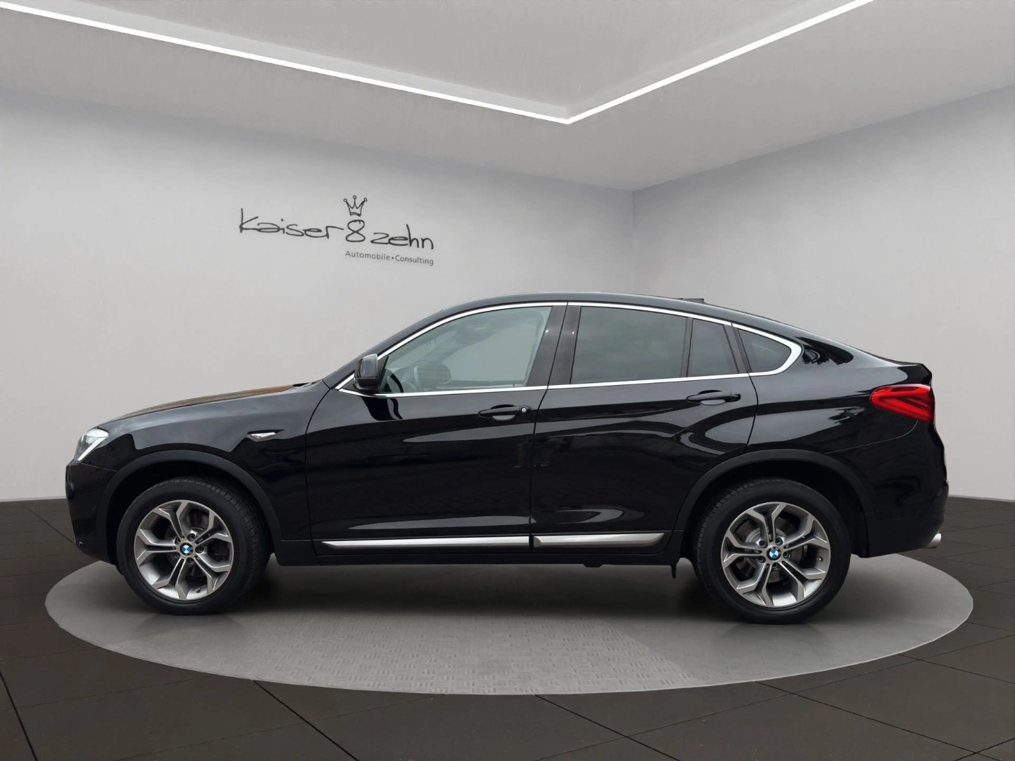BMW X4 xDrive 28 i xLine *1.Hand*Bluetooth* — photo 2