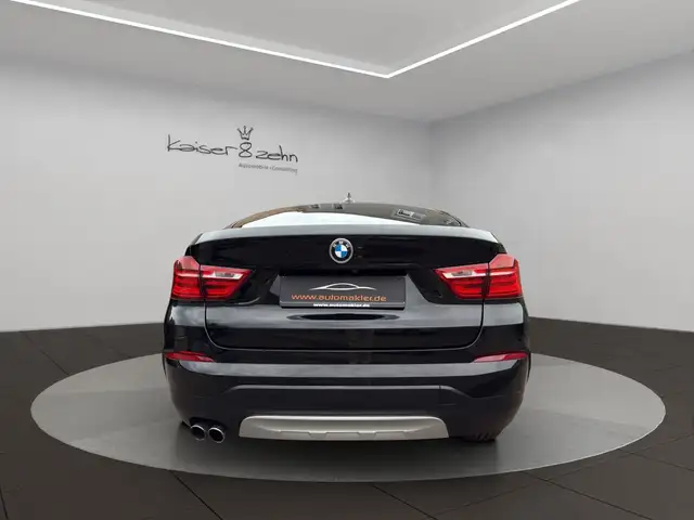 BMW X4 view 7
