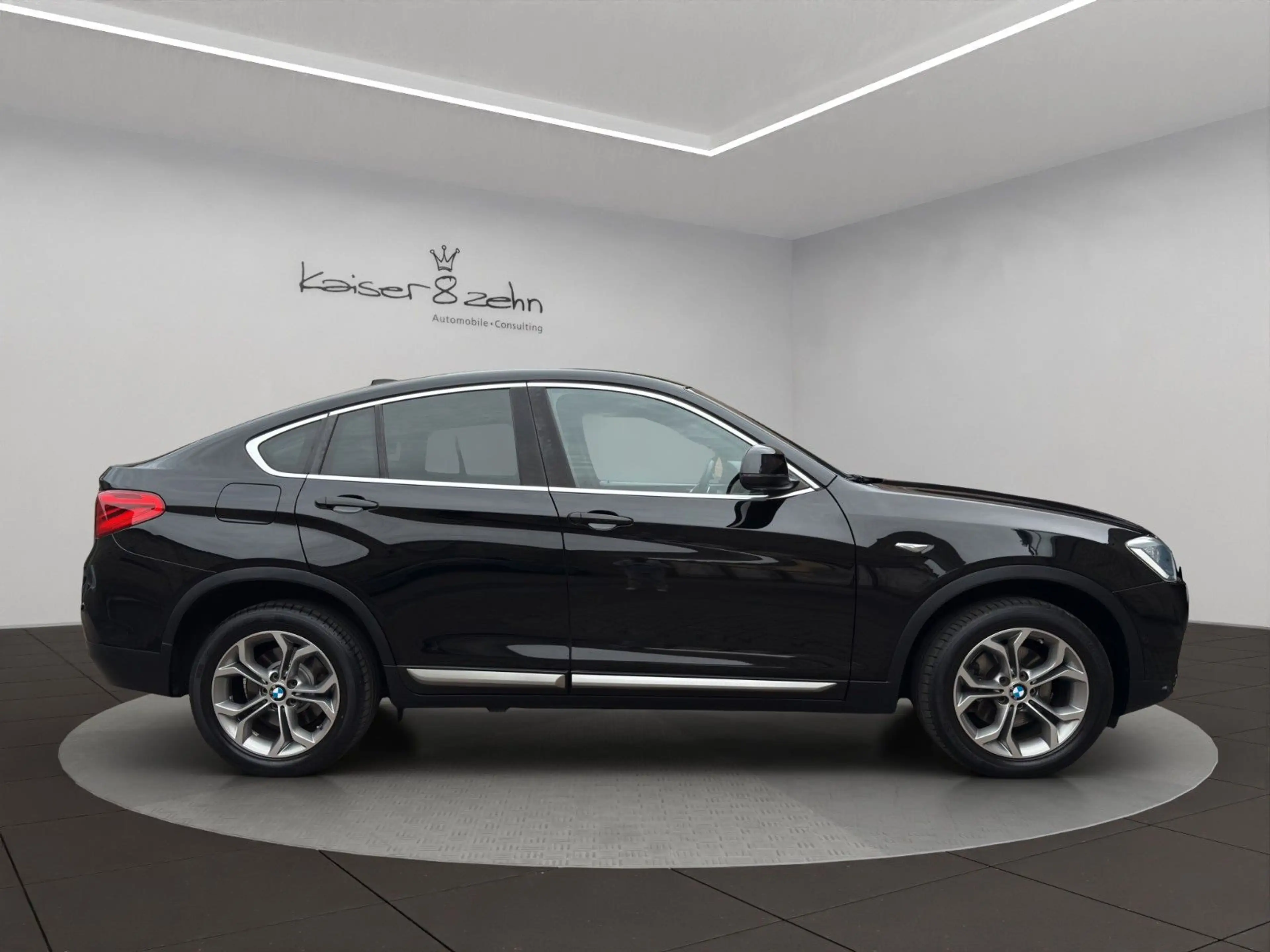 BMW X4 xDrive 28 i xLine *1.Hand*Bluetooth* — photo 5
