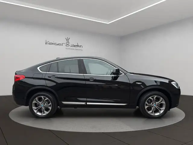BMW X4 view 5