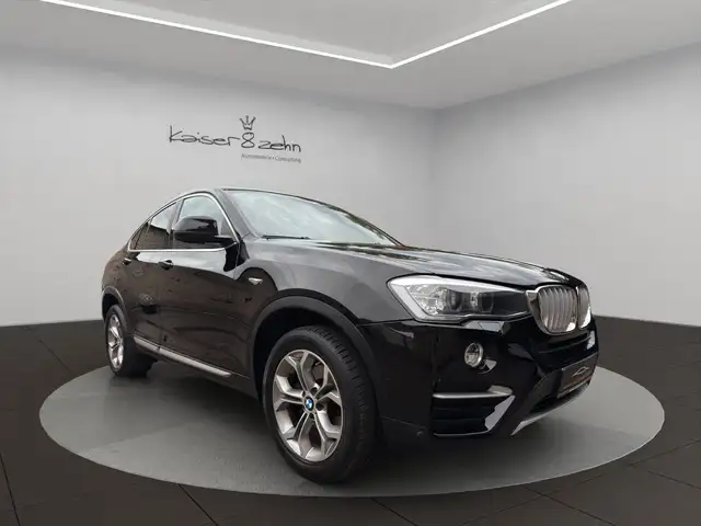 BMW X4 view 3