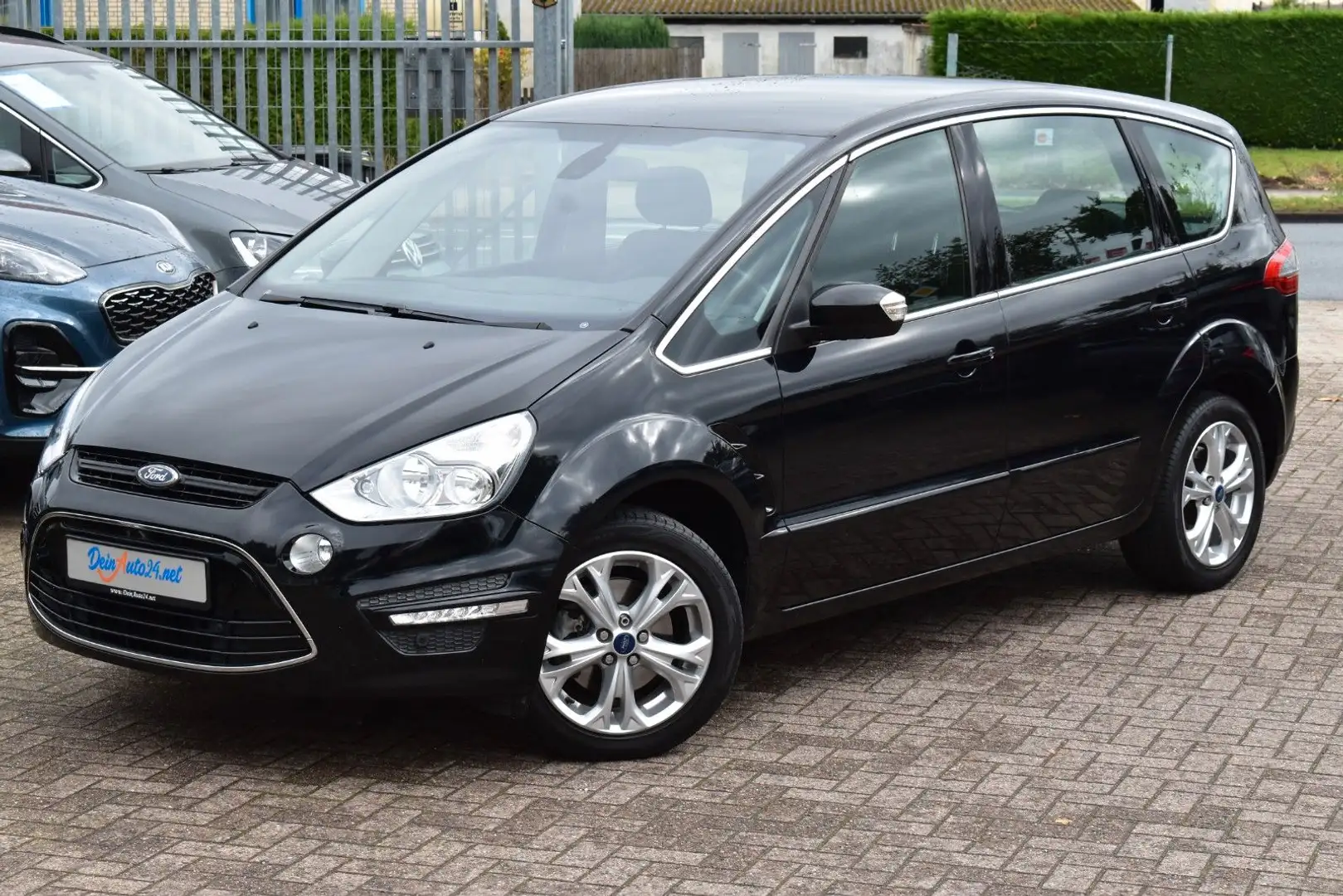 Ford S-Max S-MAX Titanium 1.Hand|Tempo.|Klimaaut|Si-Hzg|PDC Schwarz - 1