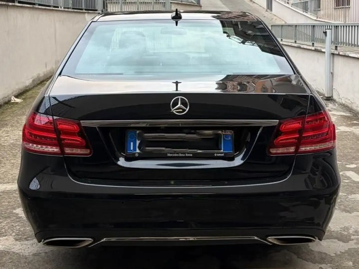 Mercedes-Benz E 220 Classe E - W212 Berlina cdi bt Sport auto Nero - 2