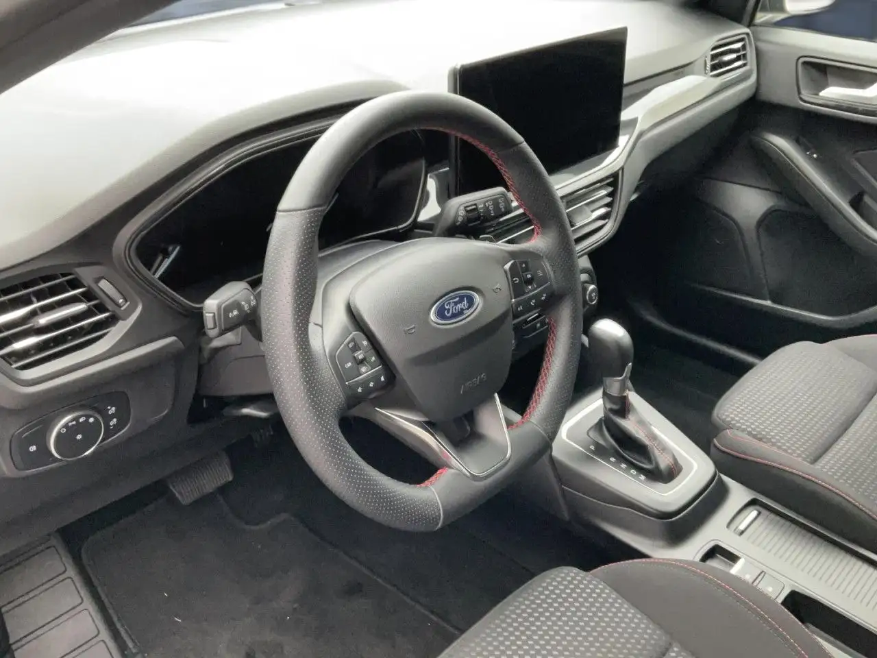 Ford Focus ST-Line Bluetooth Navi LED Klima el. Fenster, миниатюра 14