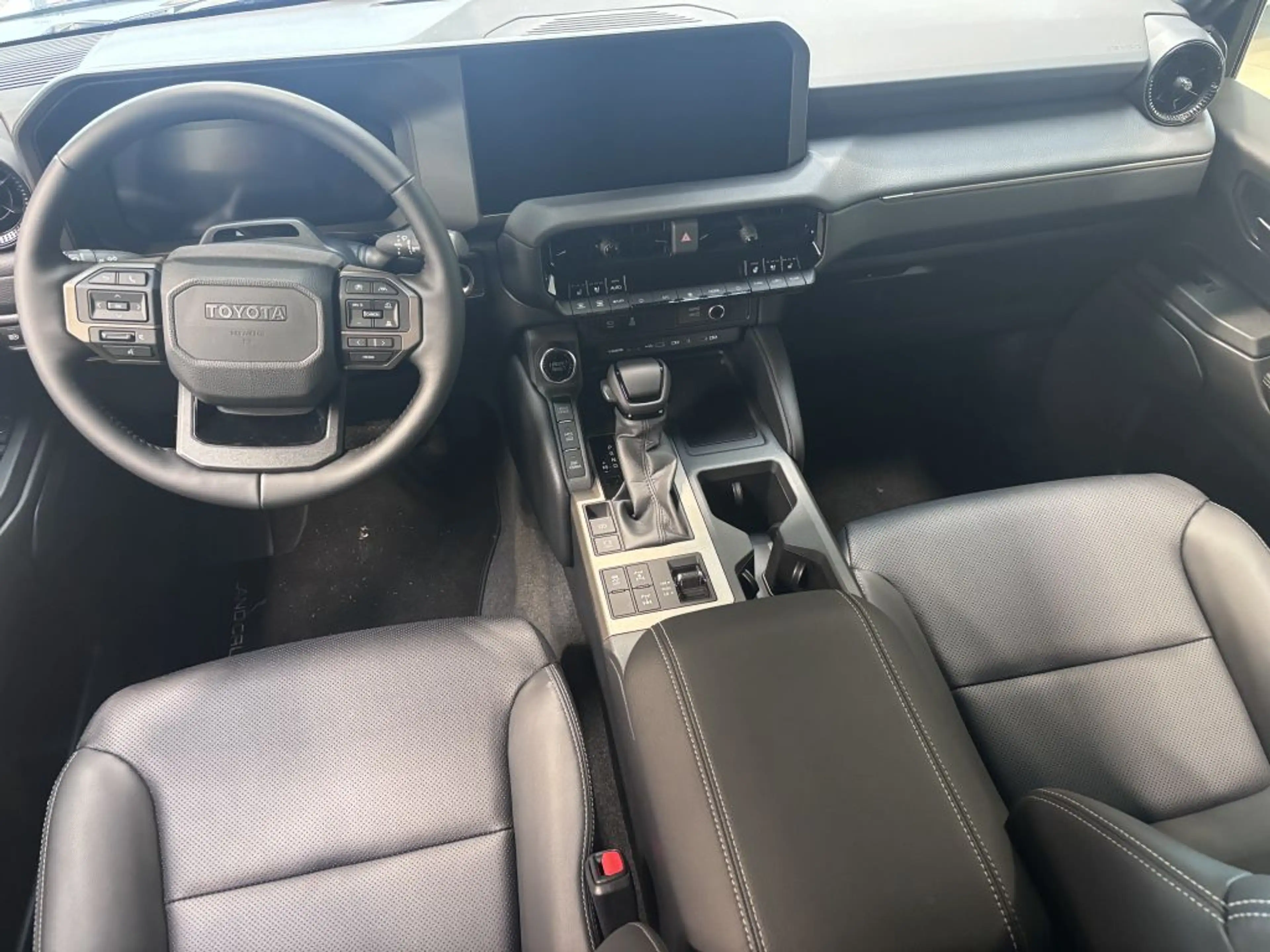 Toyota Land Cruiser 2.8 D-4D Mild-Hybrid Automatik Executive (250/J25) — photo 9
