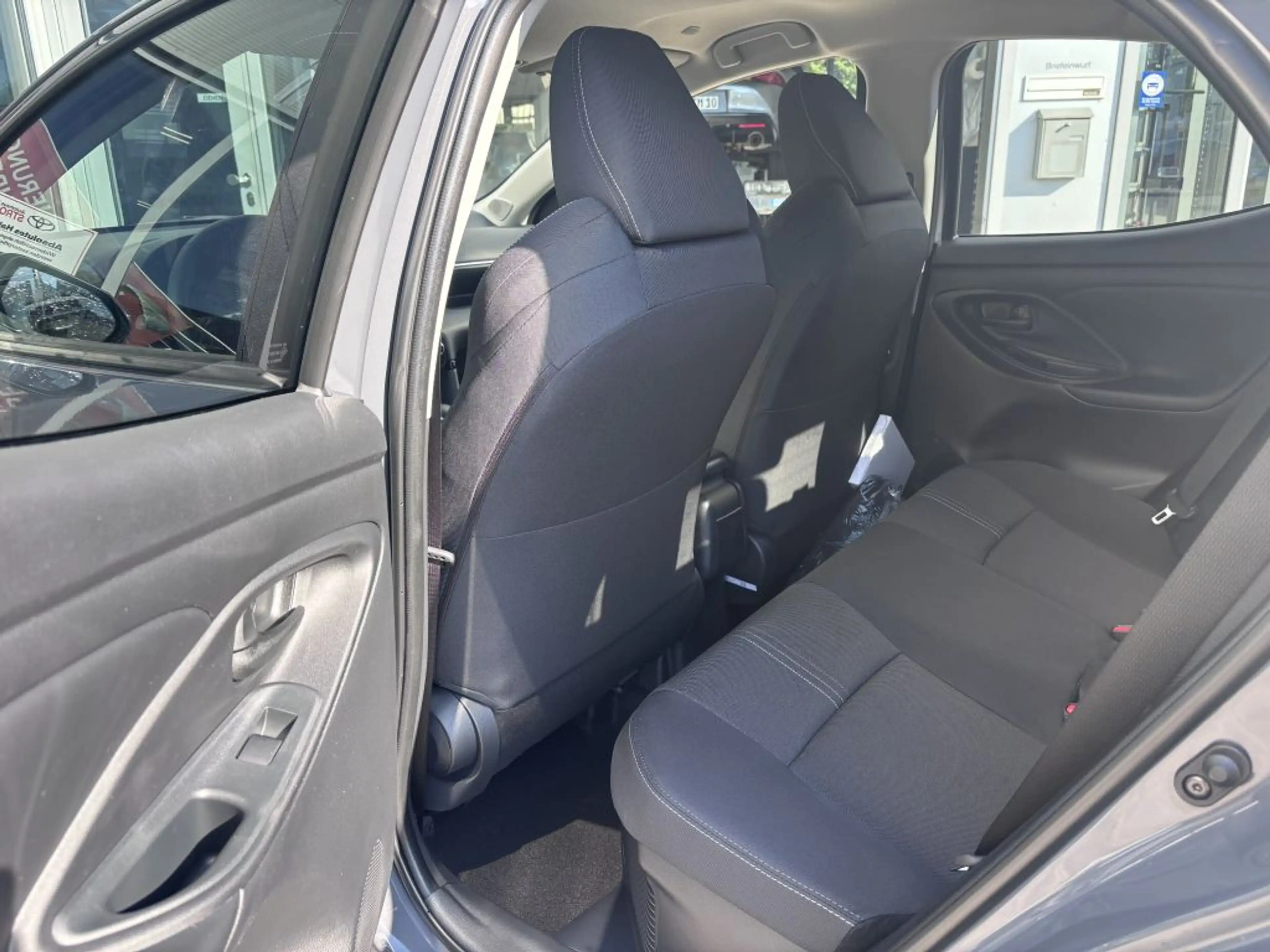 Toyota Land Cruiser 2.8 D-4D Mild-Hybrid Automatik Executive (250/J25) — photo 8