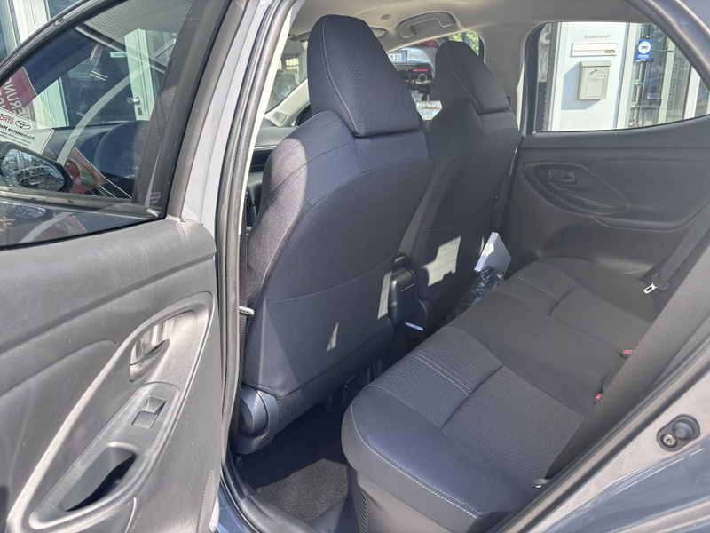 Toyota Land Cruiser 2.8 D-4D Mild-Hybrid Automatik Executive (250/J25) — photo 8