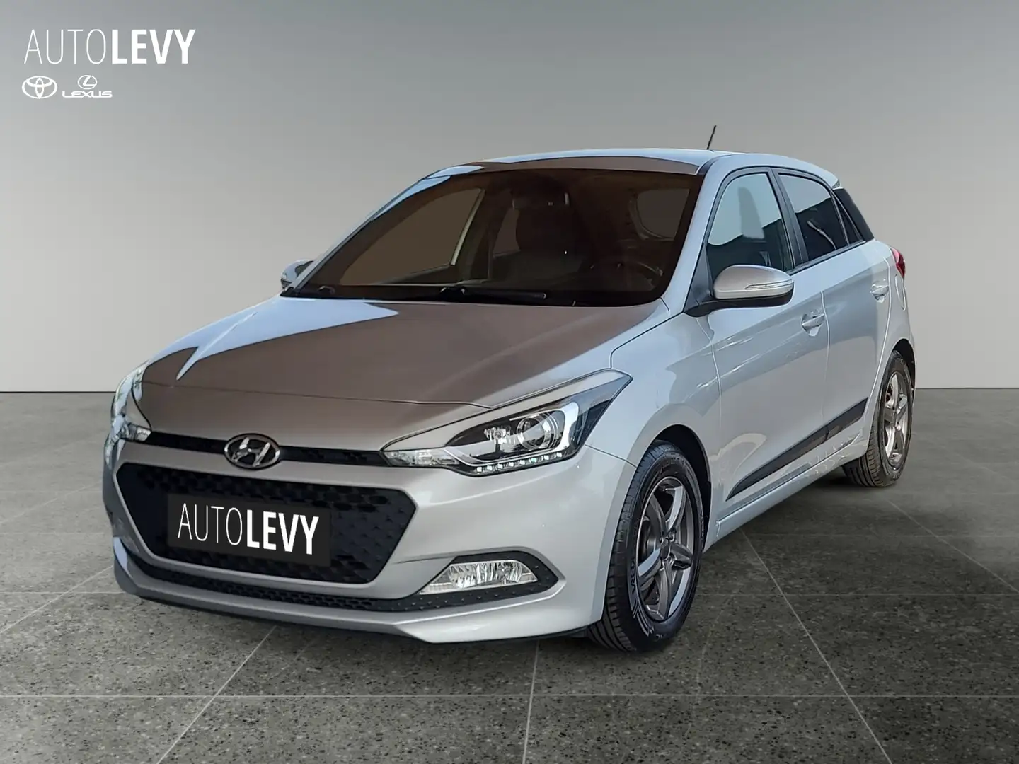 Hyundai i20 1.2 Passion *KLIMA*LM*PDC*TEMPOMAT*AHK* Zilver - 2