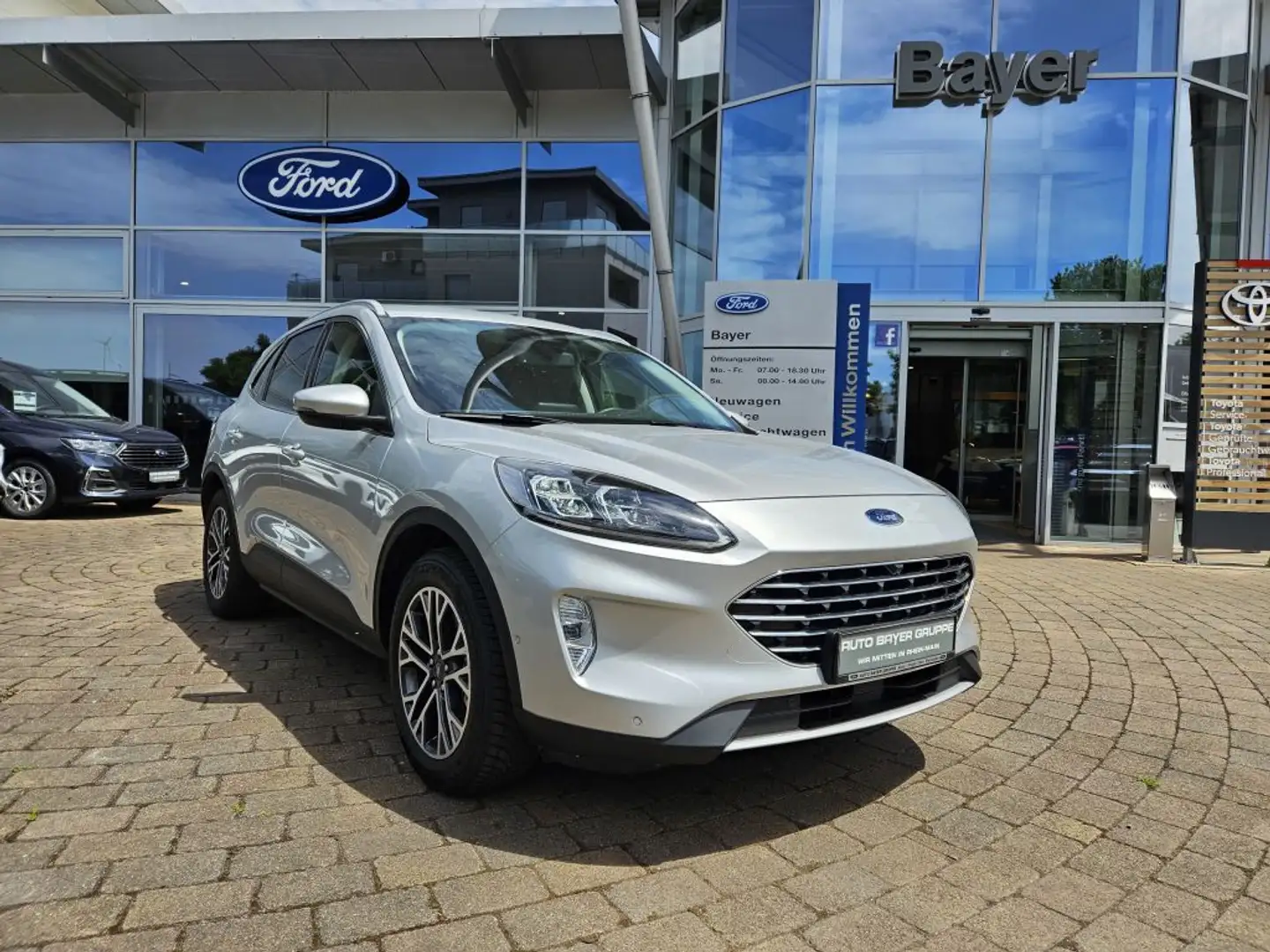 Ford Kuga 2.5 Duratec PHEV TITANIUM X Silber - 1