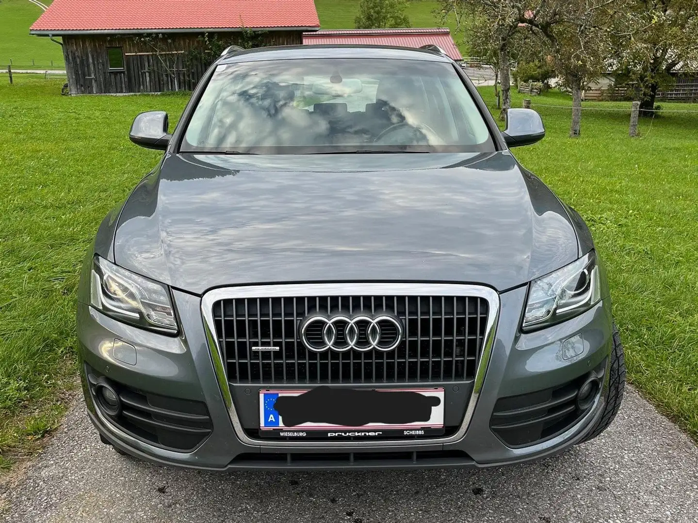 Audi Q5 Q5 2,0 TDI quattro DPF Grau - 2