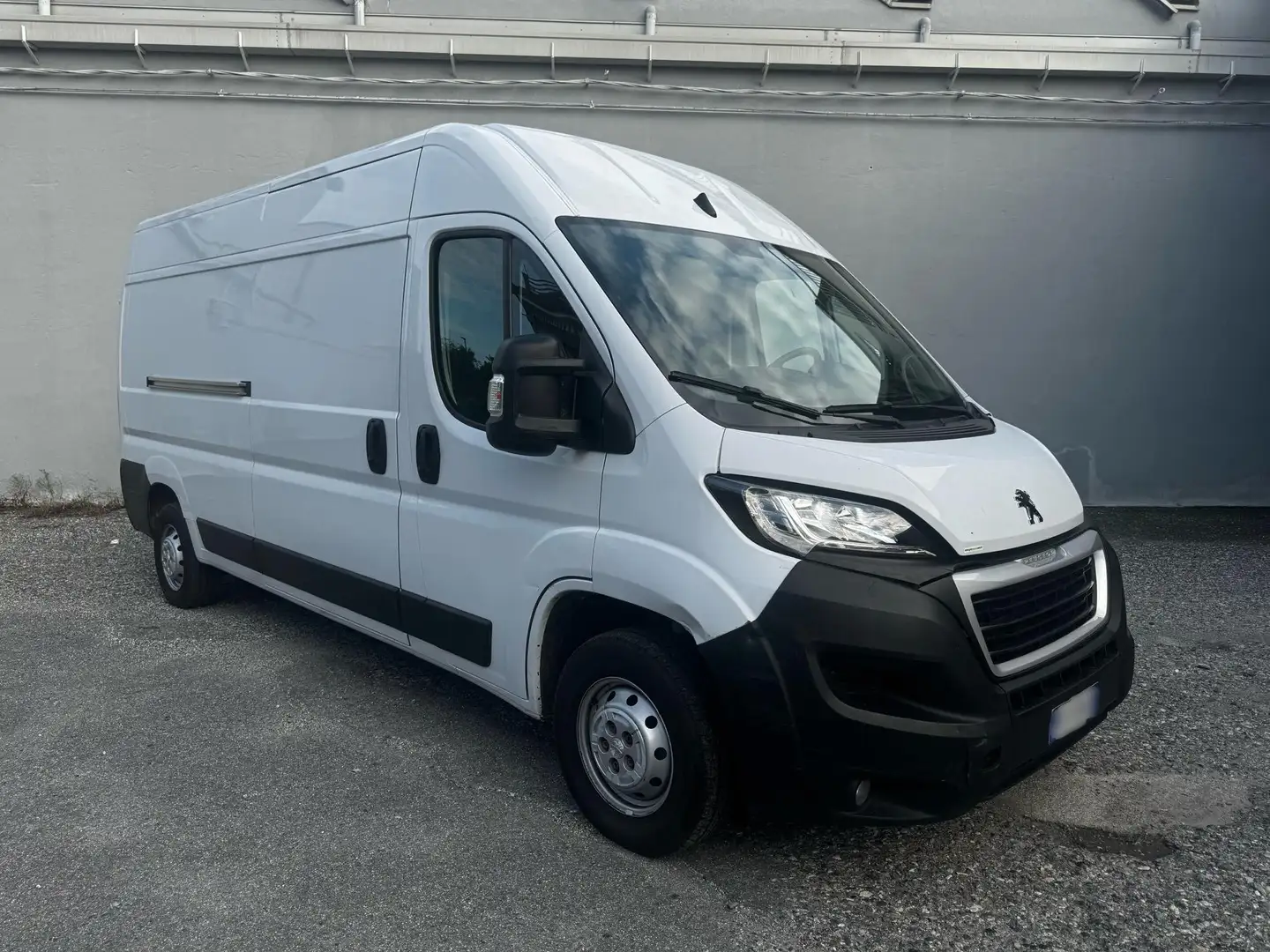Peugeot Boxer 2.2 Diesel Blanc - 1
