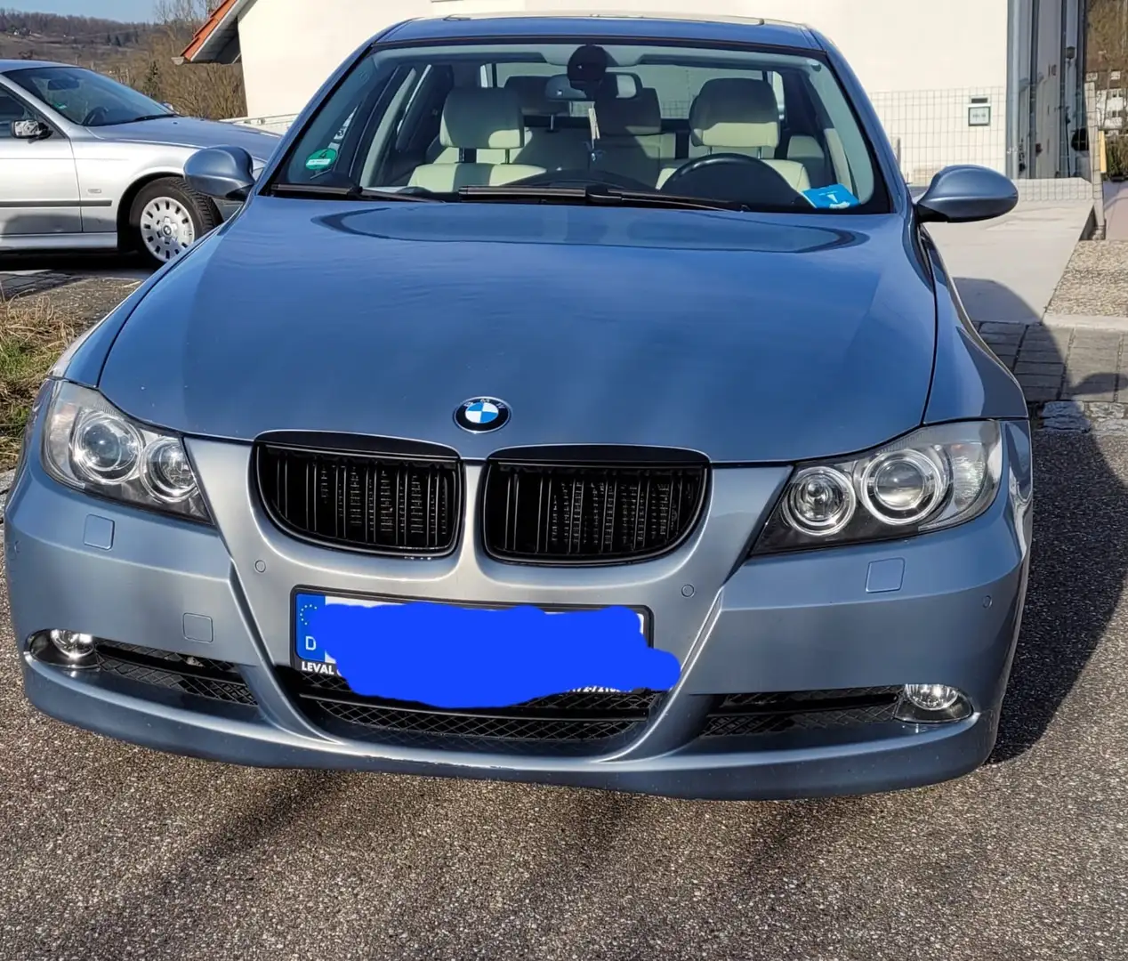 BMW 325 325i Aut. E90 - 1