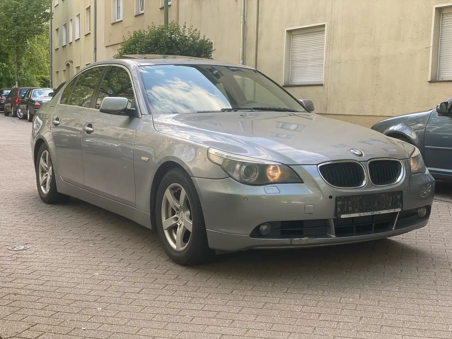 BMW 520 520i Grau - 2