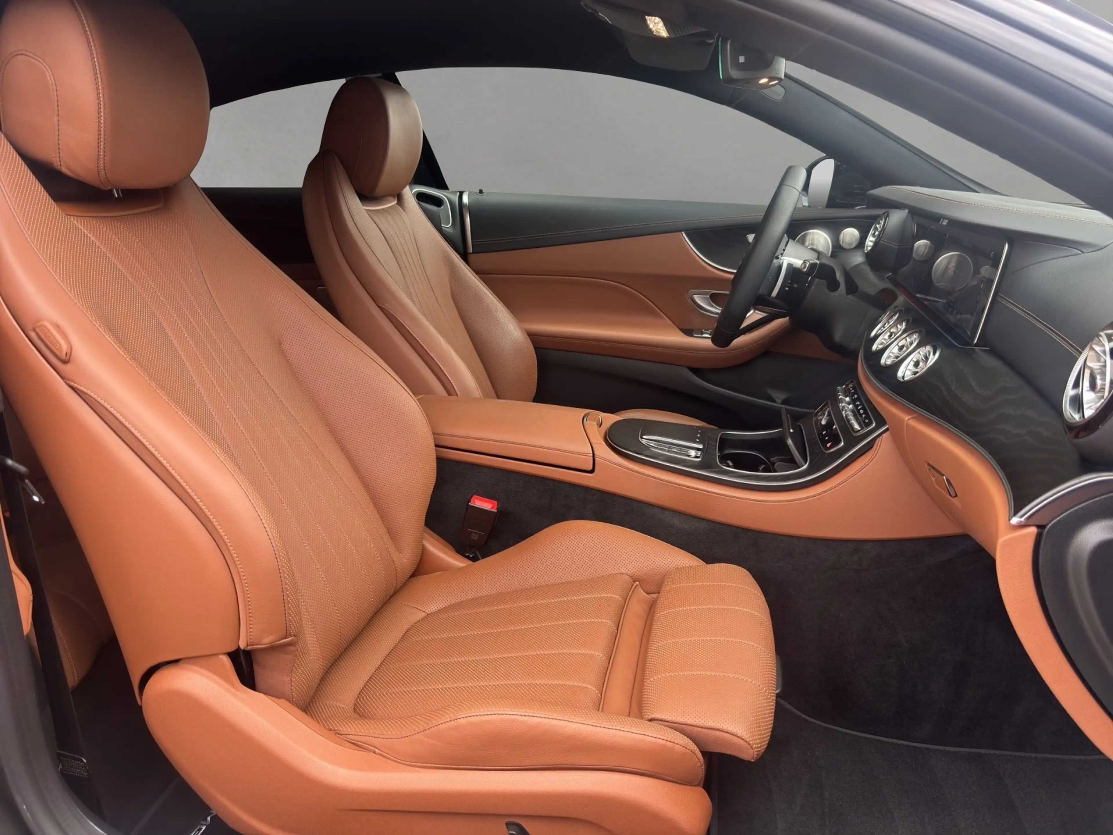 Mercedes-Benz E 400 d 4M Cpé AMG Massage DISTRO Burm ABC KeyGo — photo 7
