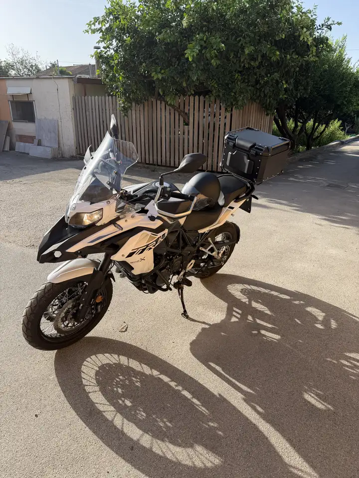 Benelli TRK 502