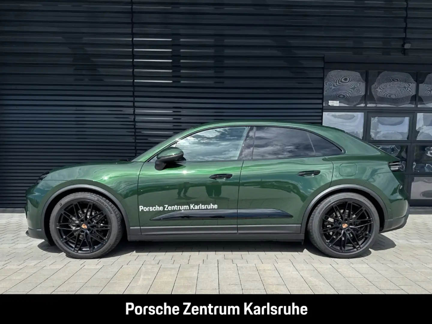 Porsche Macan 4S BOSE Panoramadach LED-Matrix InnoDrive Vert - 2