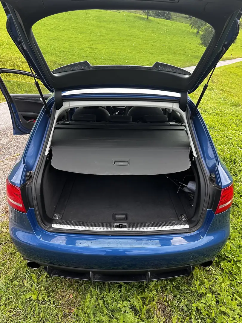 Audi A4 Avant 2.0 TFSI quattro Attraction - 1