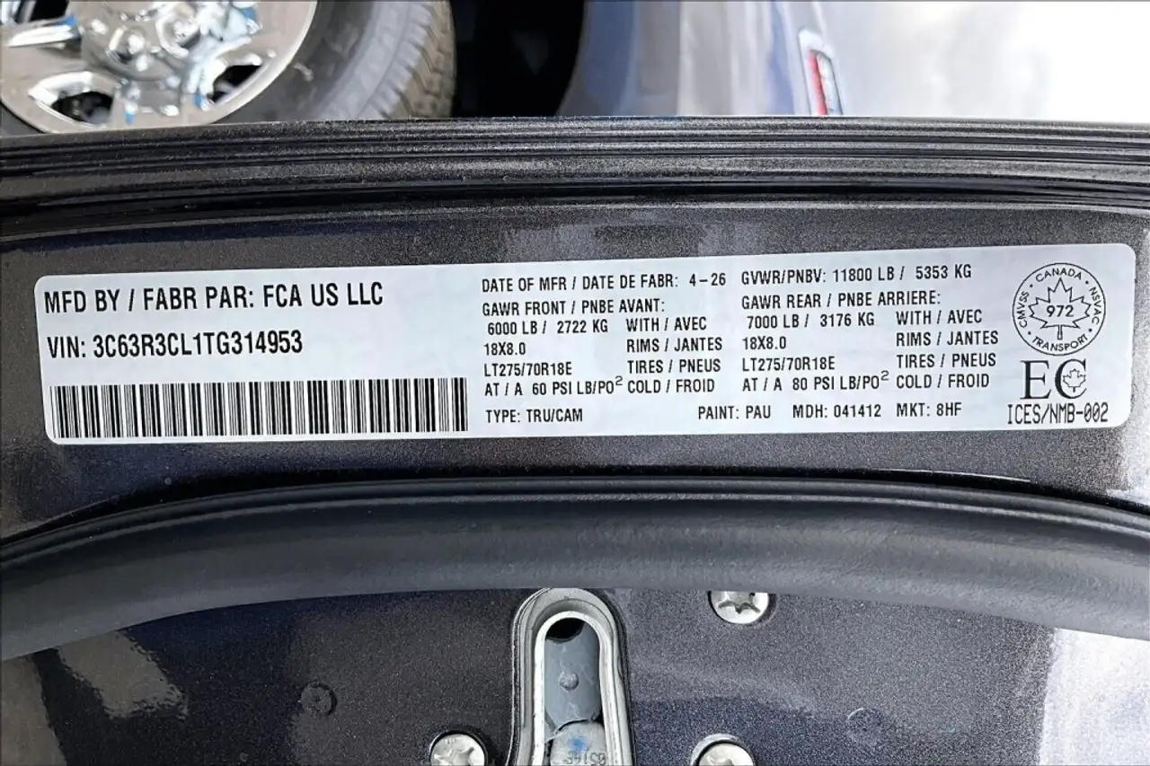 RAM 3500 снимка RAM 3500