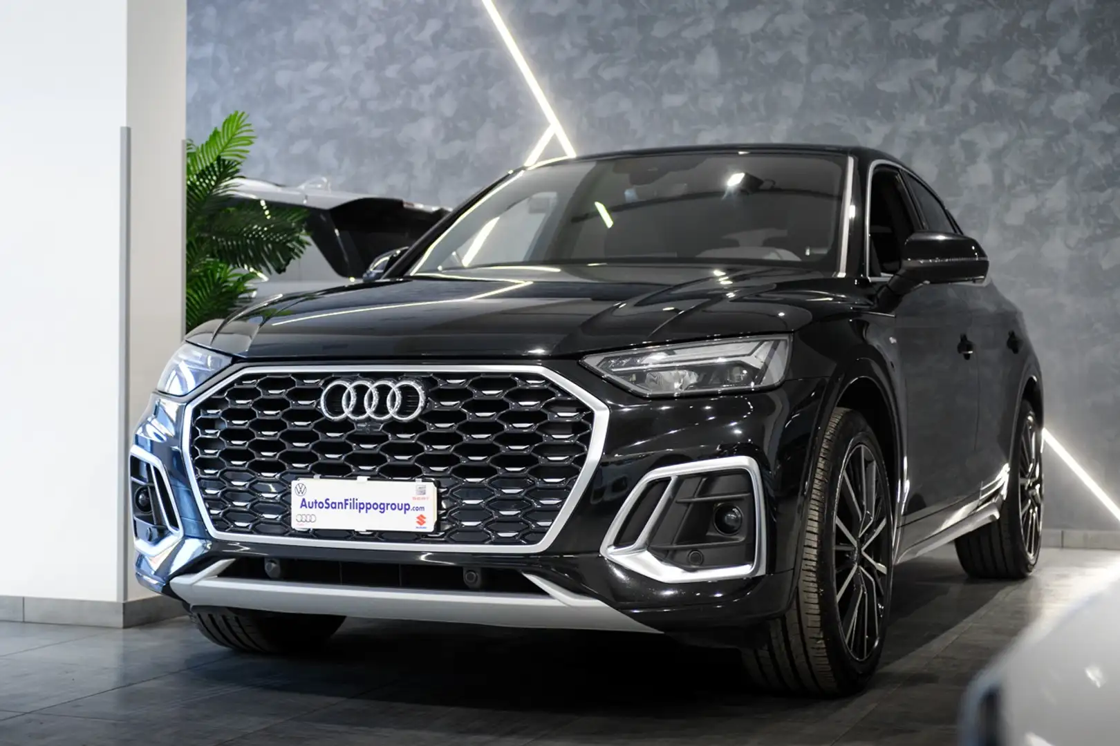 Audi Q5 Q5 Sportback 35 2.0 tdi mhev 12V S line Plus s-tr Nero - 1