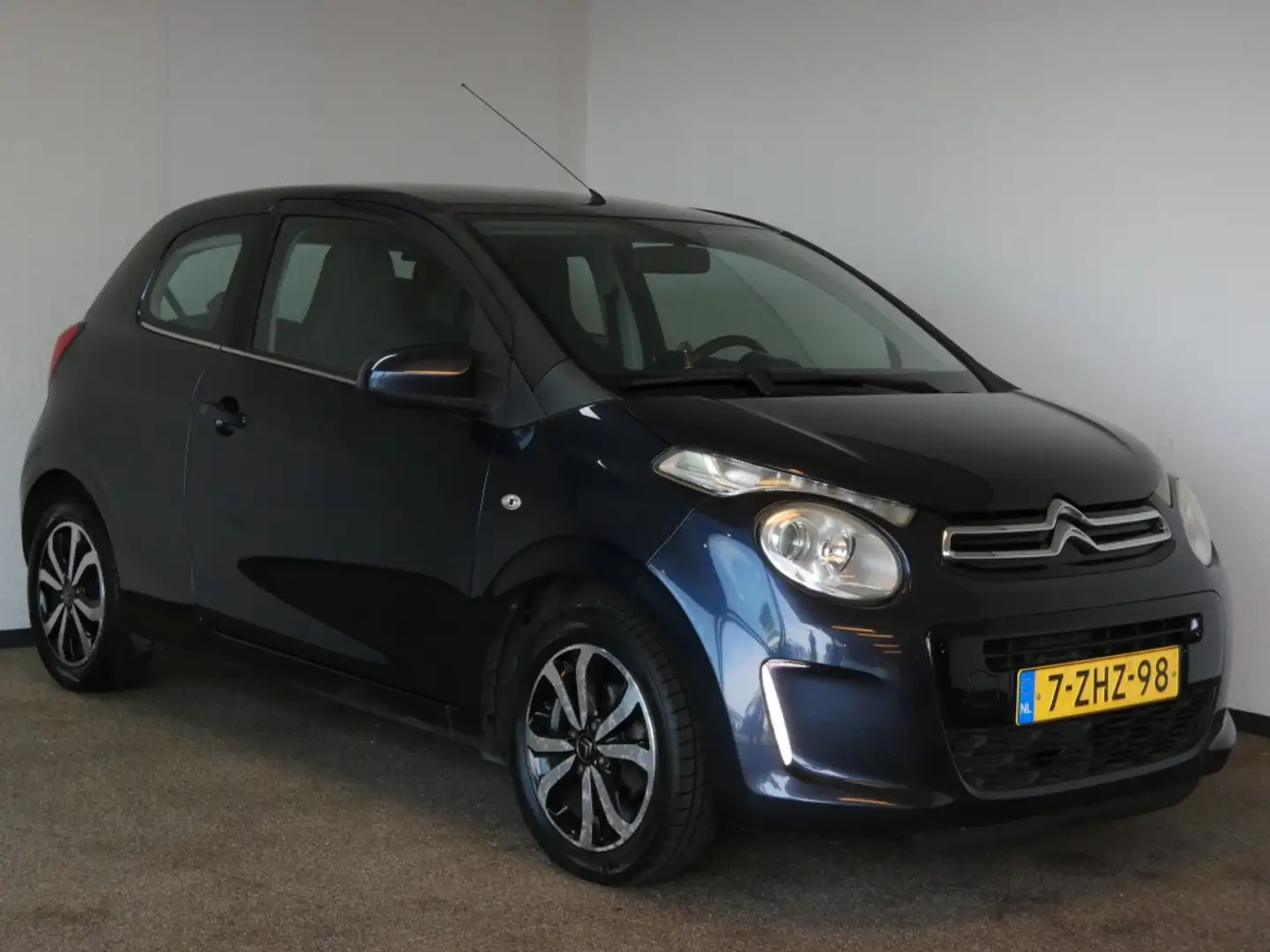 Citroen C1 1.2 PureTech Shine Nwe APK airco Blauw - 2