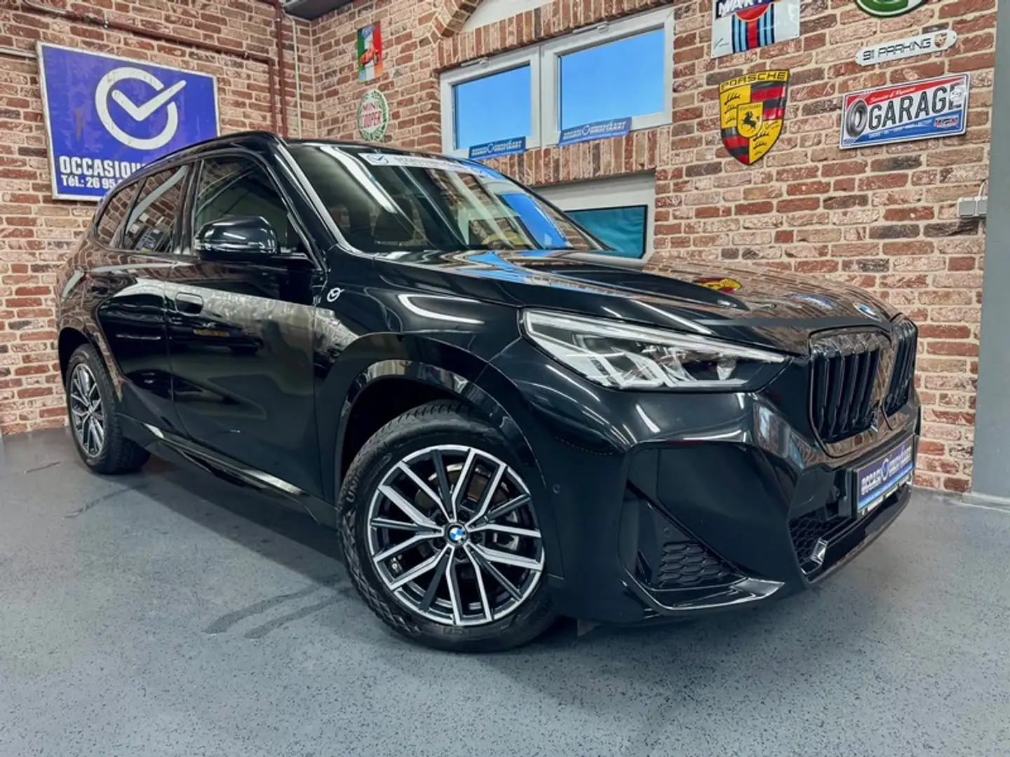 BMW X1 X1 20dA 2.0 150cv Auto xDrive M-SPORT Noir - 1