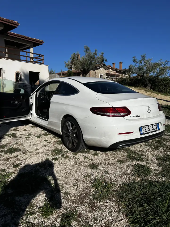 Mercedes-Benz C 220
