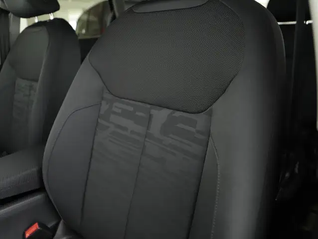 Audi Q3 TFSI quattro 150 kW  intense Ansicht 14