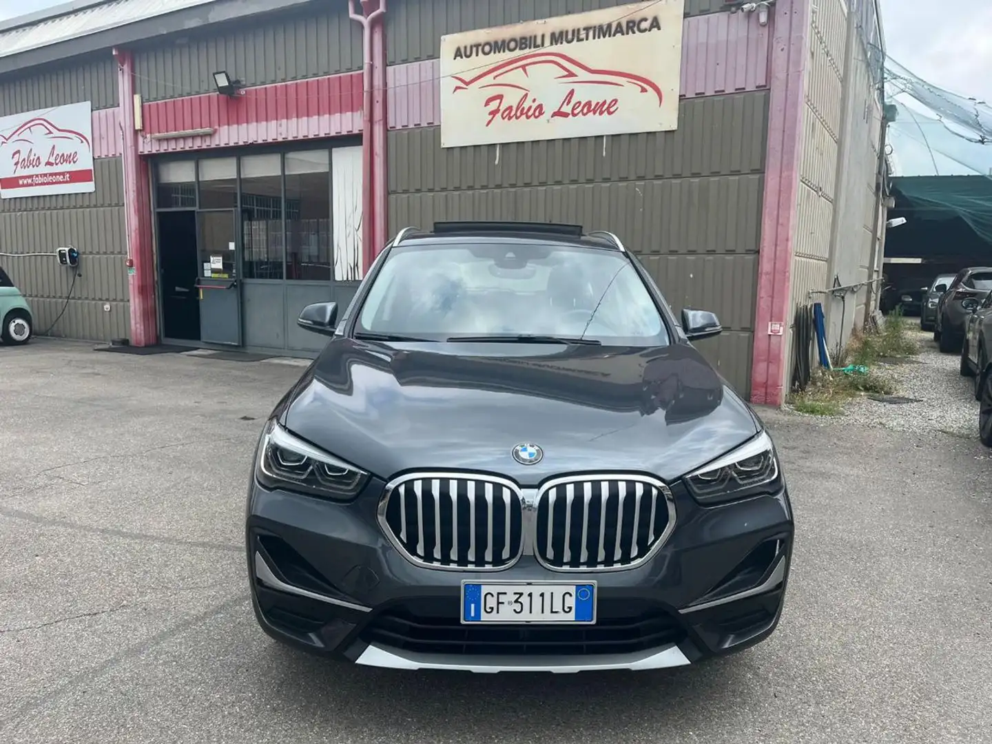 BMW X1 sDrive18d xLine Plus Grigio - 2
