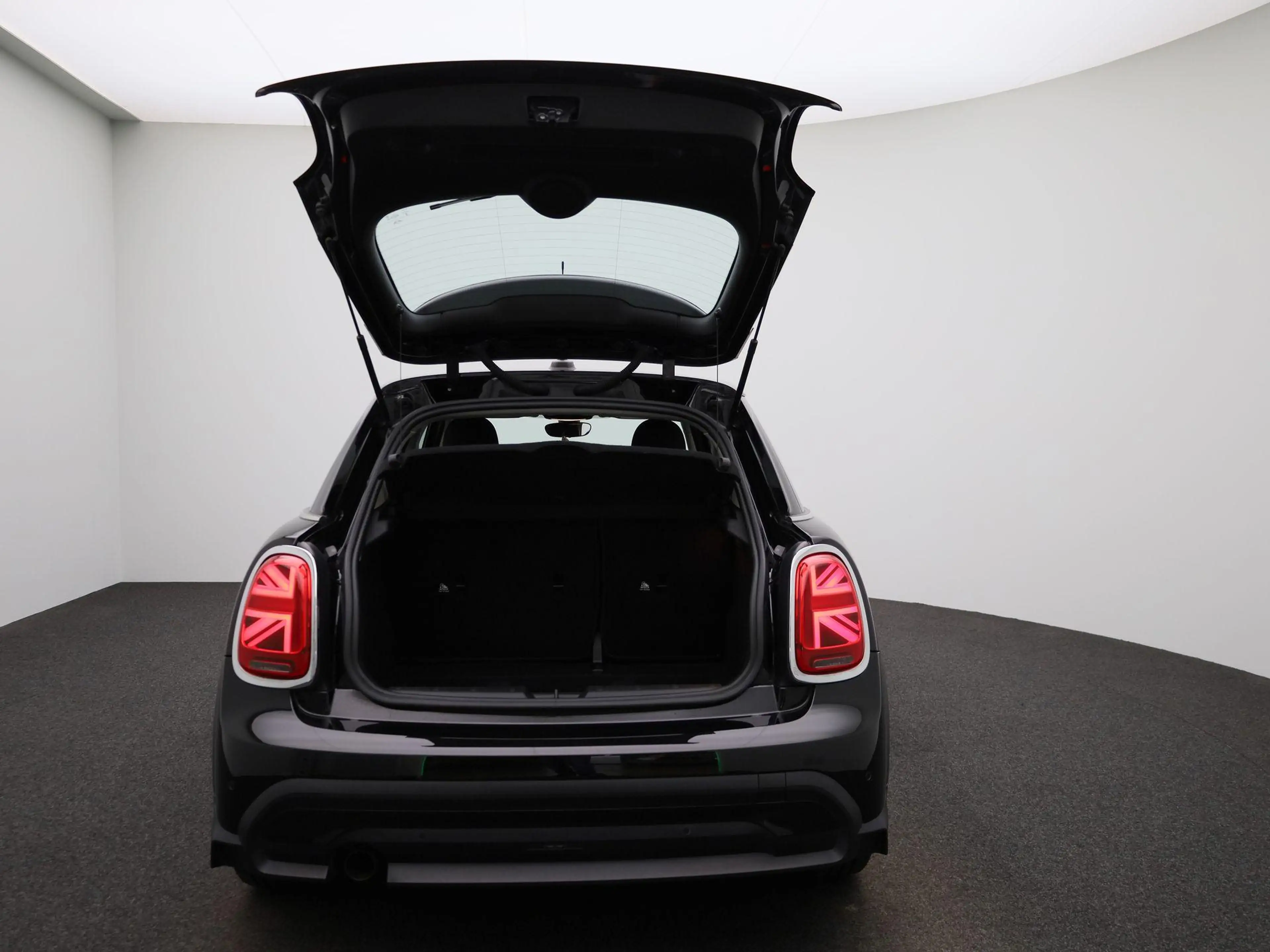 MINI One Mini 5 door — photo 11