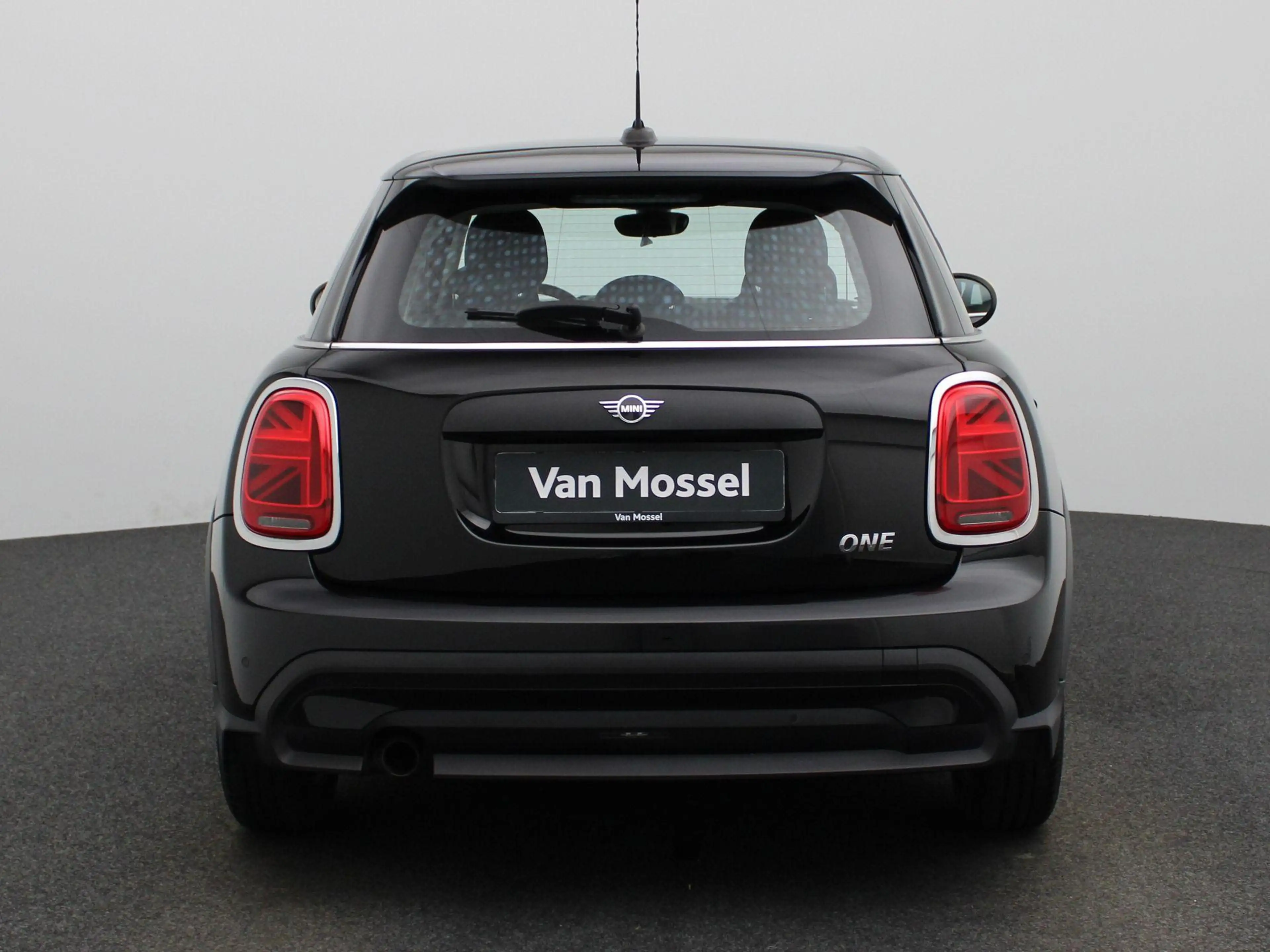MINI One Mini 5 door — photo 5