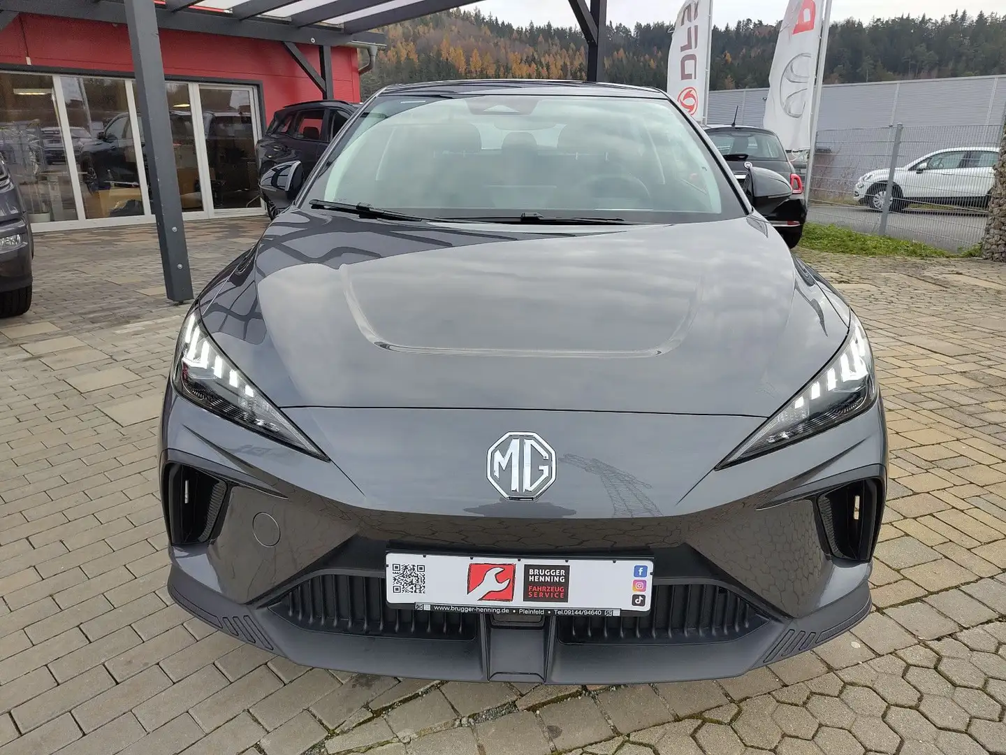 MG MG4 EV 49kWh Standard LED PDC Navi Tempomat Grau - 2