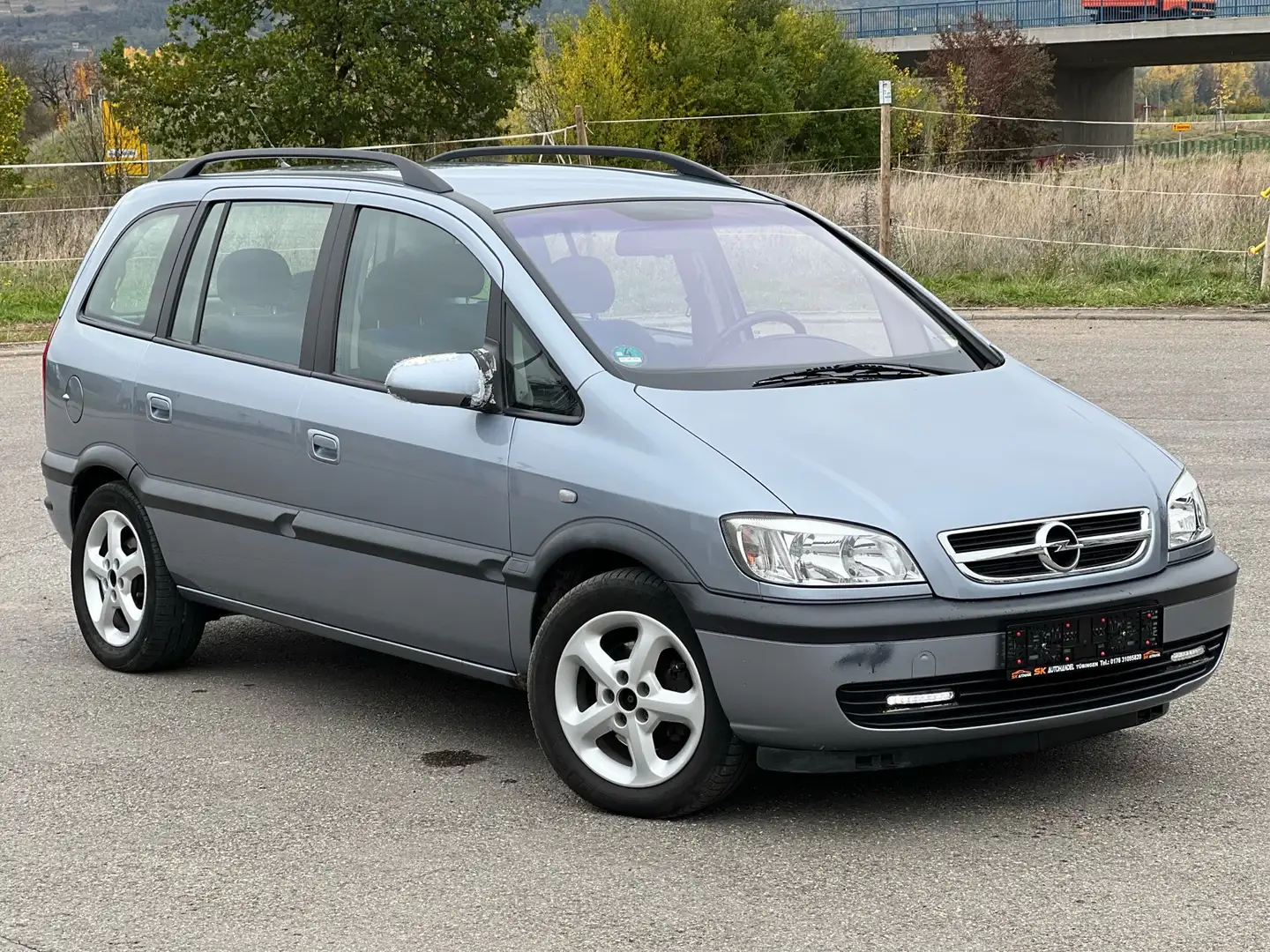 Opel Zafira 2.2 Aut. 7 Sitzer | Klima | AHK | TÜV 03/2026 Grey - 1