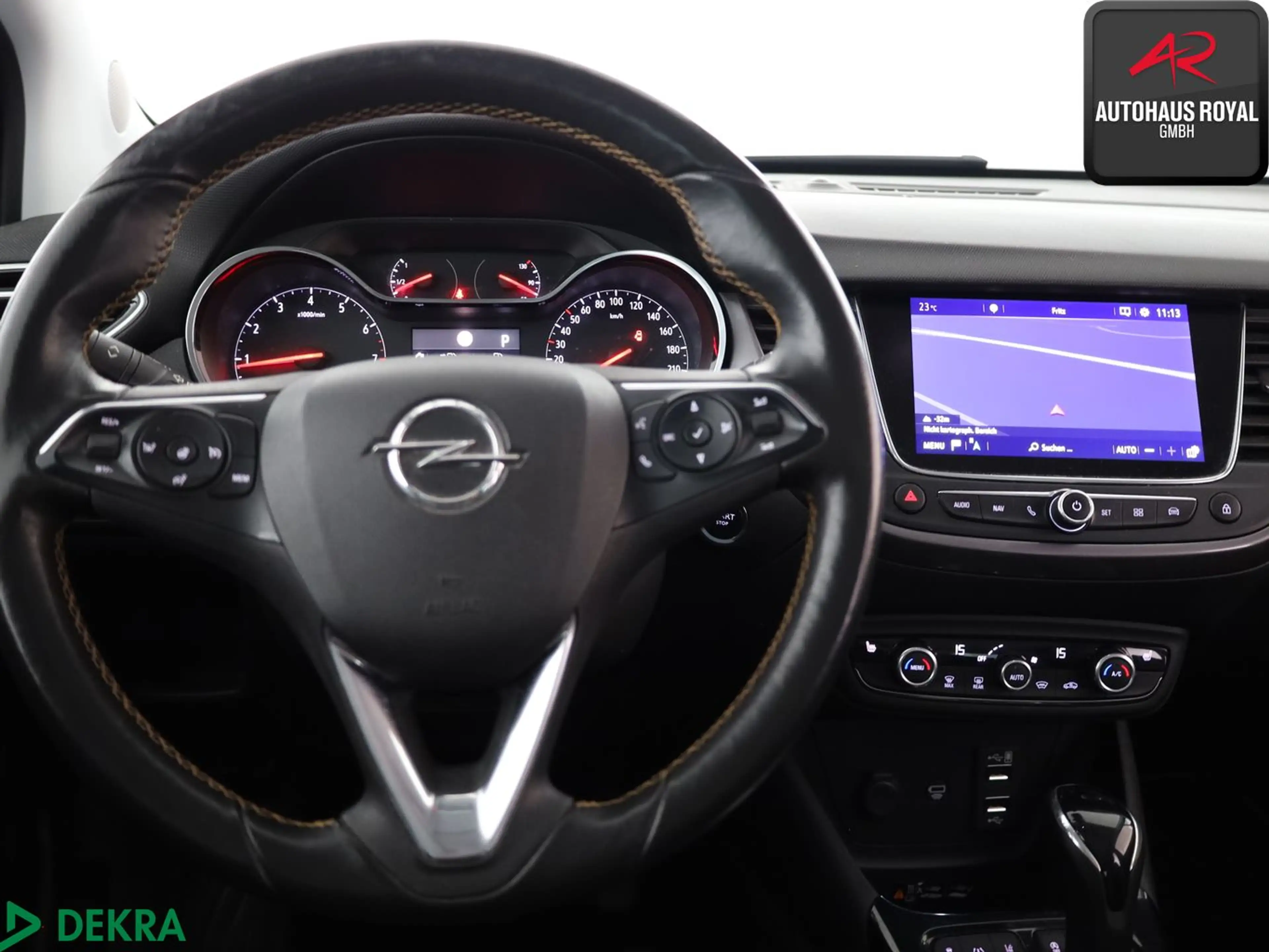 Opel Crossland X 1.2 HUD,KEYLESS,NAVI,LED,TOTWINKEL — photo 10