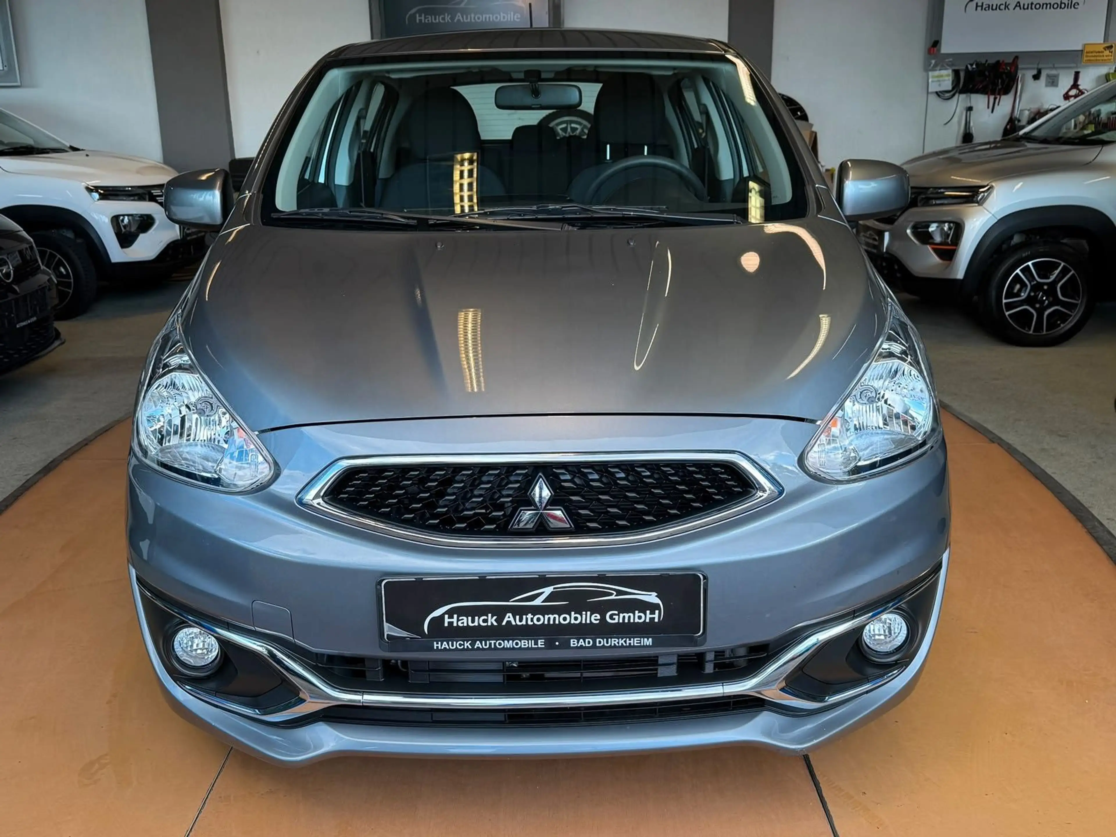Mitsubishi Space Star Edition 100 Klima nur 13 TKM — photo 7