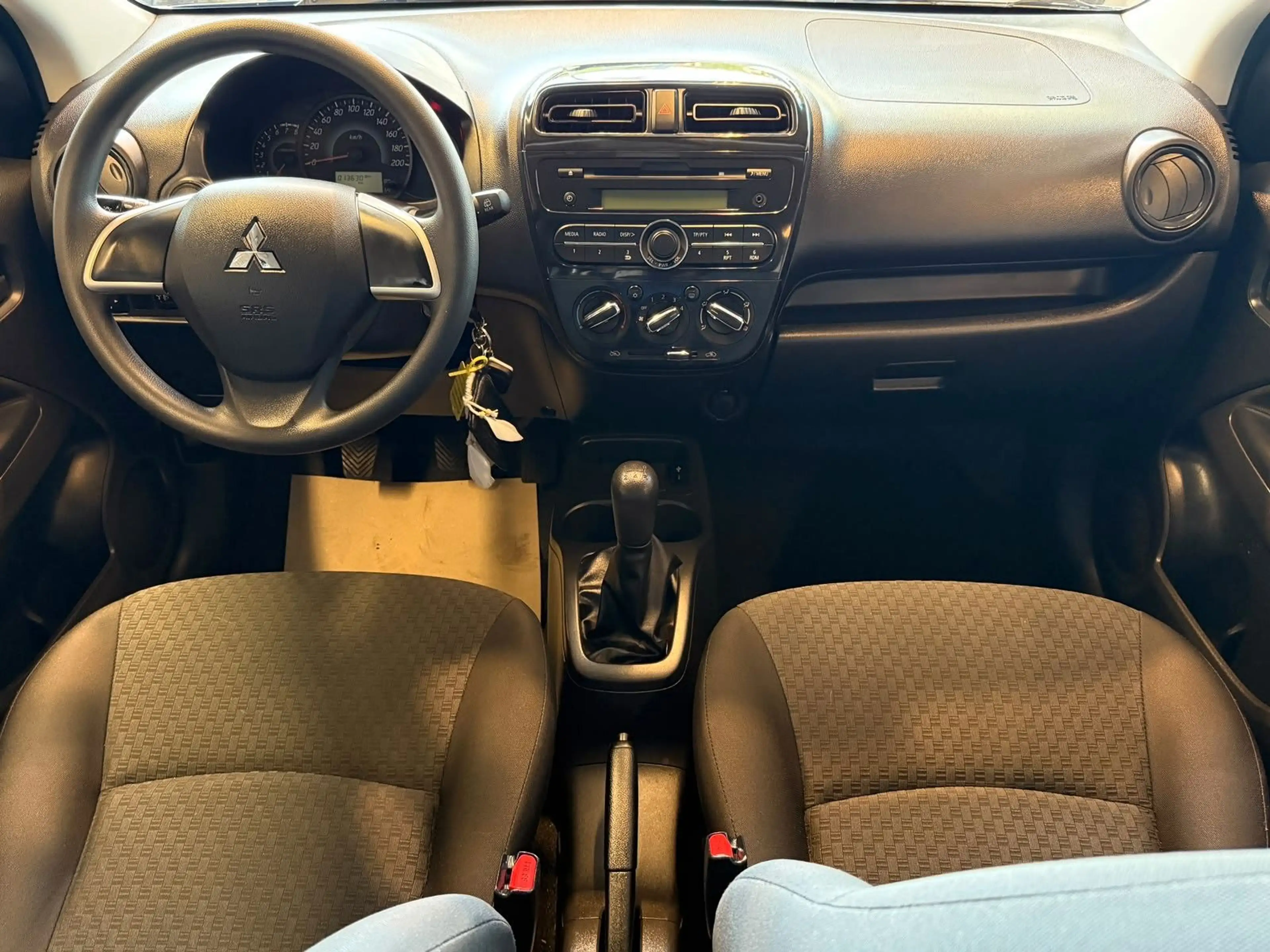Mitsubishi Space Star Edition 100 Klima nur 13 TKM — photo 15
