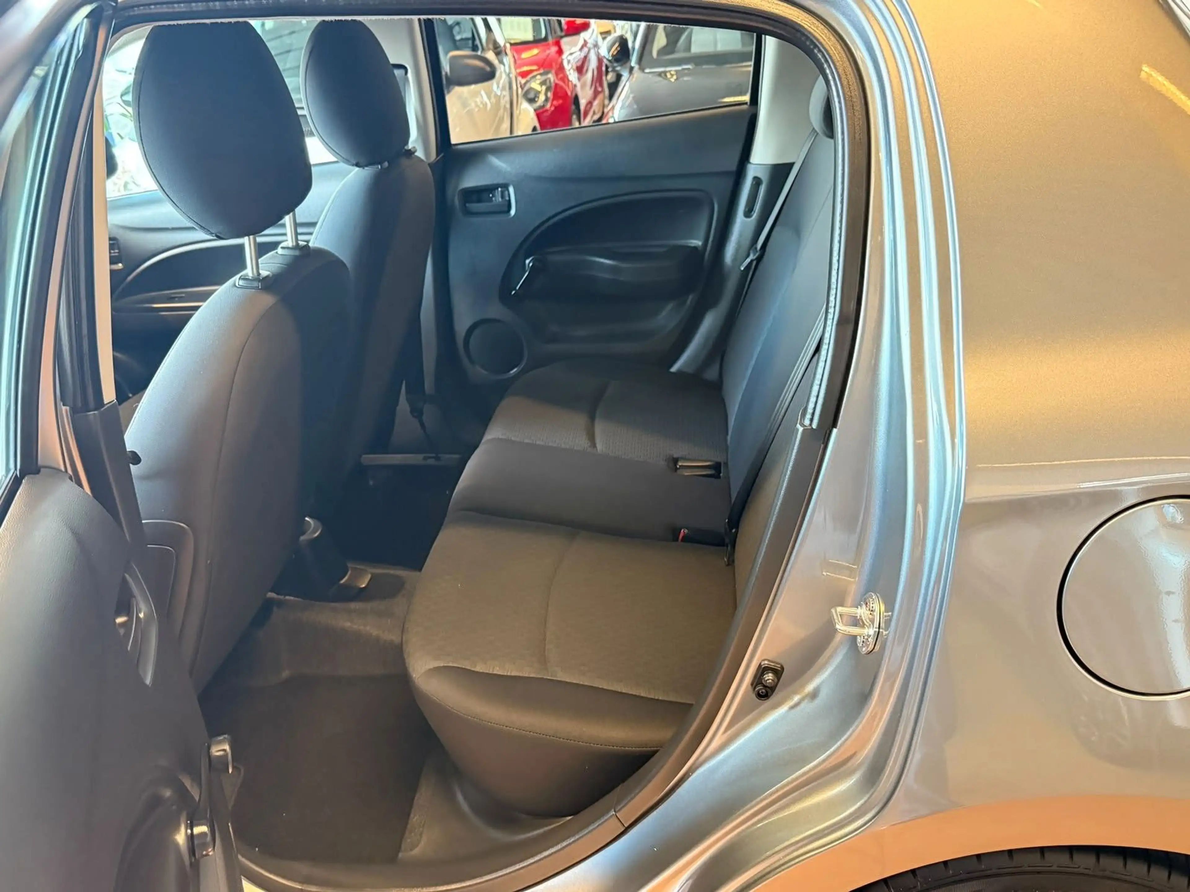 Mitsubishi Space Star Edition 100 Klima nur 13 TKM — photo 10