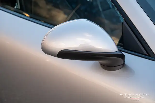 Porsche 911 view 26