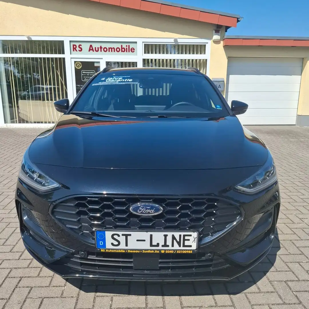 Ford Focus ST-Line X  ACC+B&O+AHK+Panoramadach Schwarz - 1