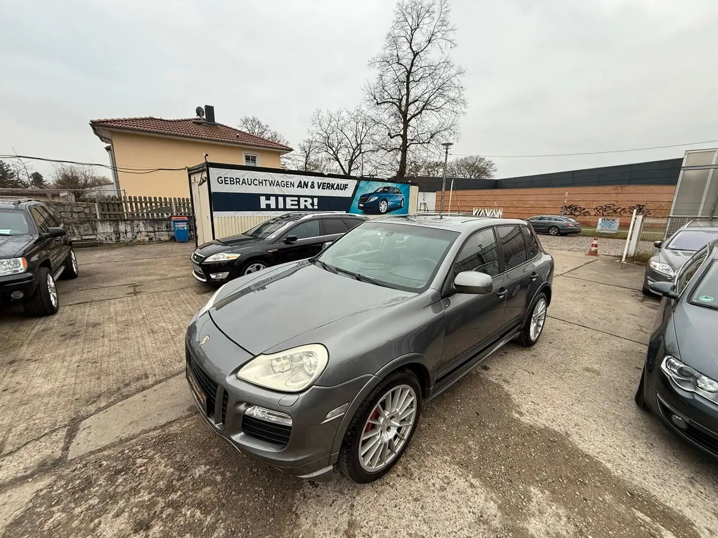 Porsche Cayenne GTS*AHK*TUV NEU* Grau - 1