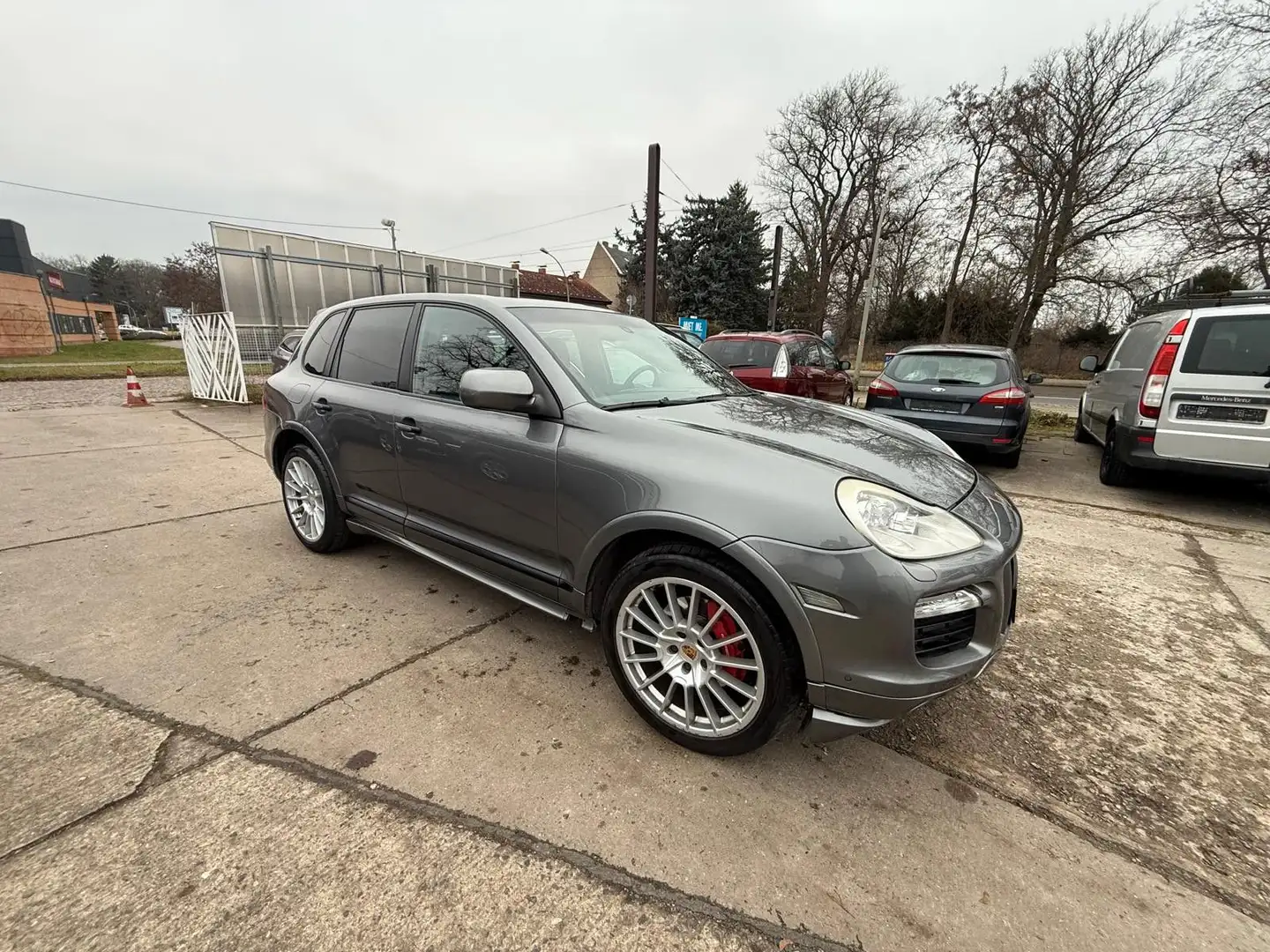 Porsche Cayenne GTS*AHK*TUV NEU* Grau - 1