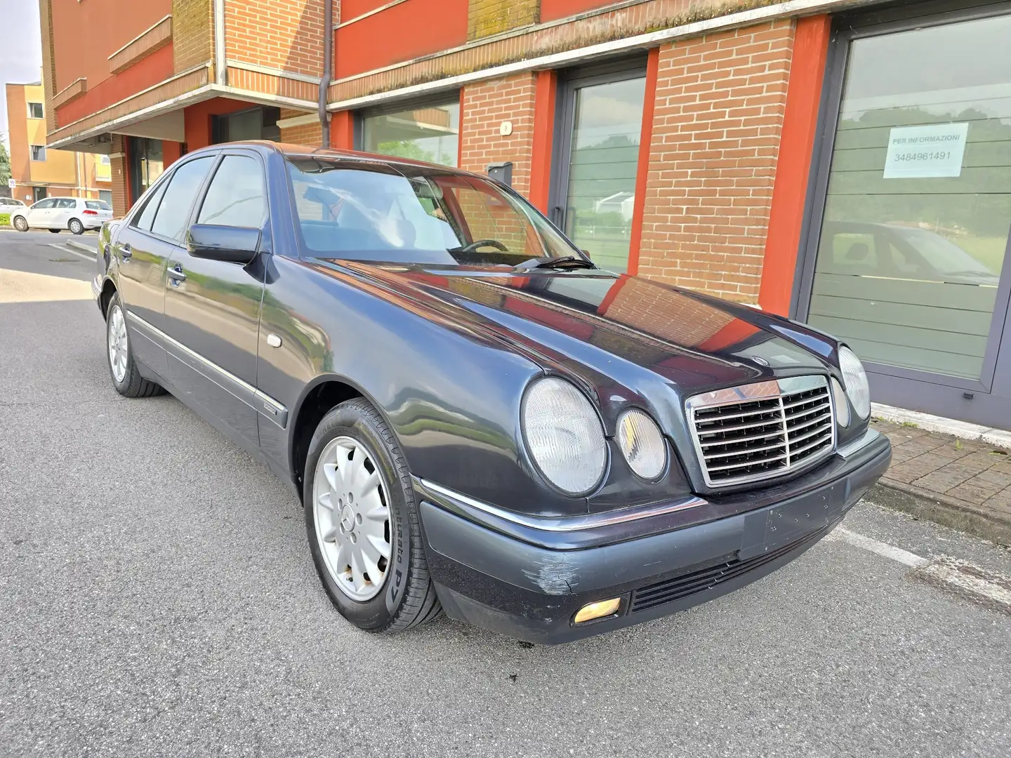 Mercedes-Benz E 250 E 250 TD 150cv Gancio Traino - 1