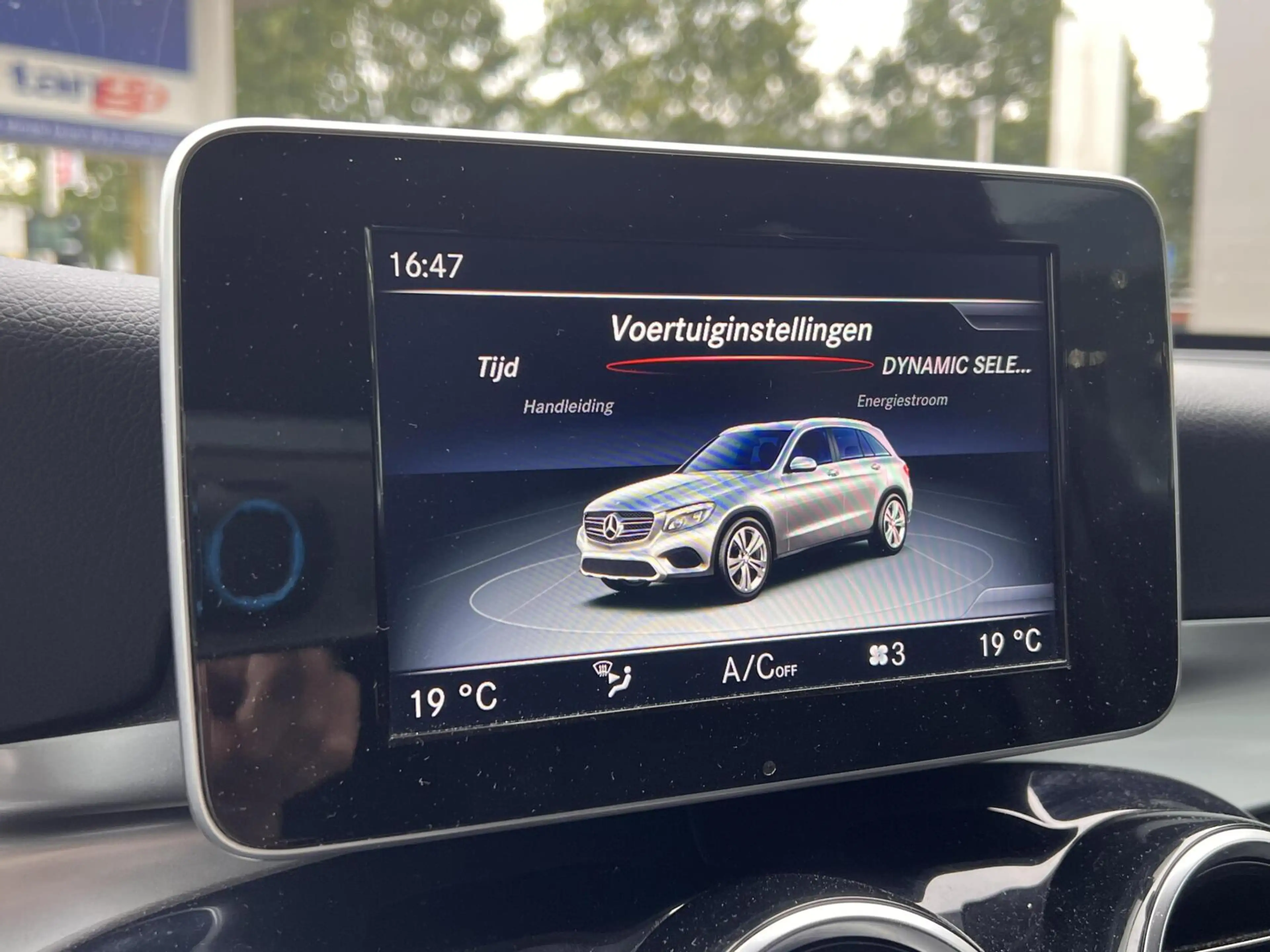 Mercedes-Benz GLC 350 350e 4MATIC Premium Automaat Trekhaak — photo 32