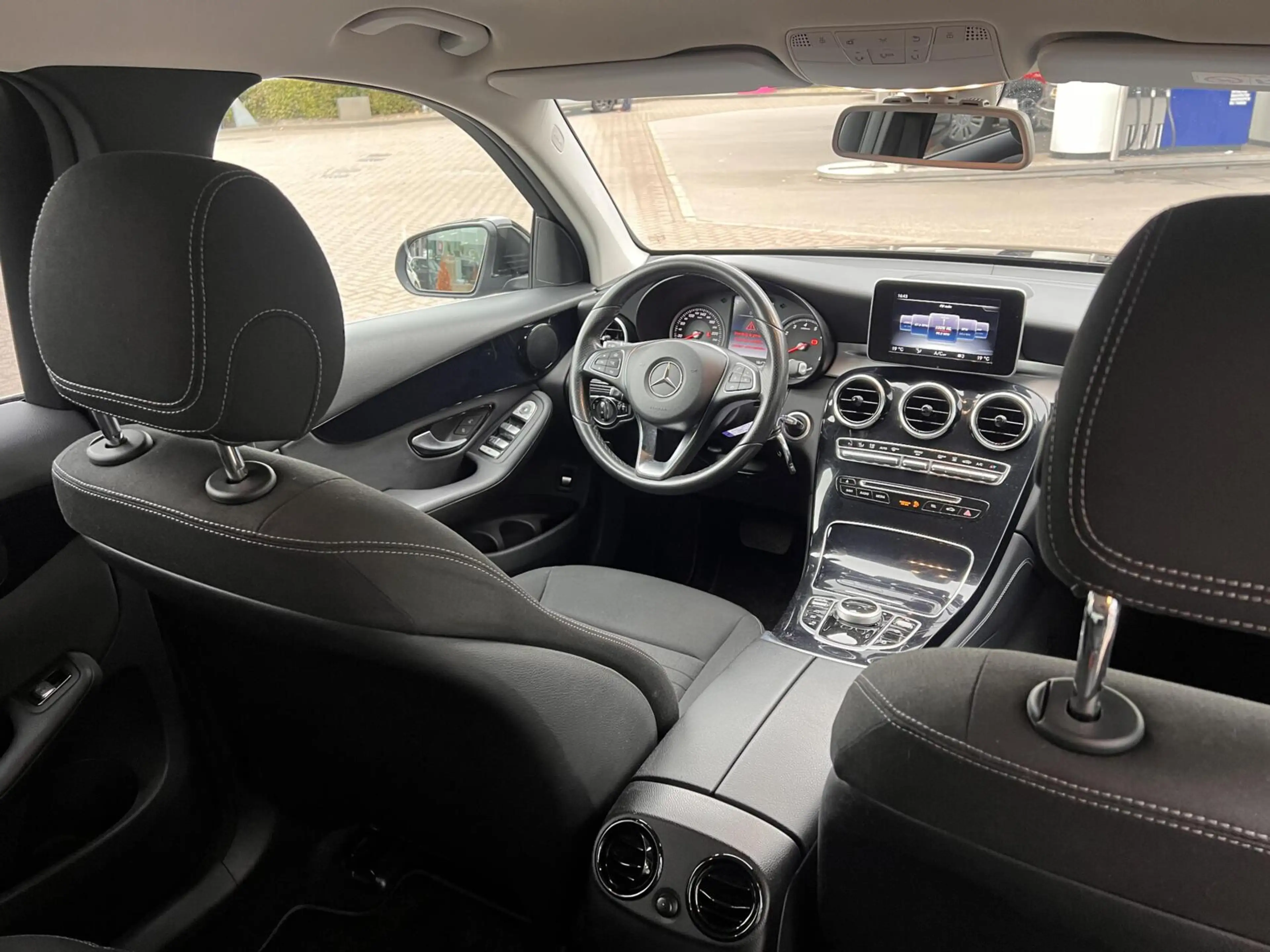 Mercedes-Benz GLC 350 350e 4MATIC Premium Automaat Trekhaak — photo 24