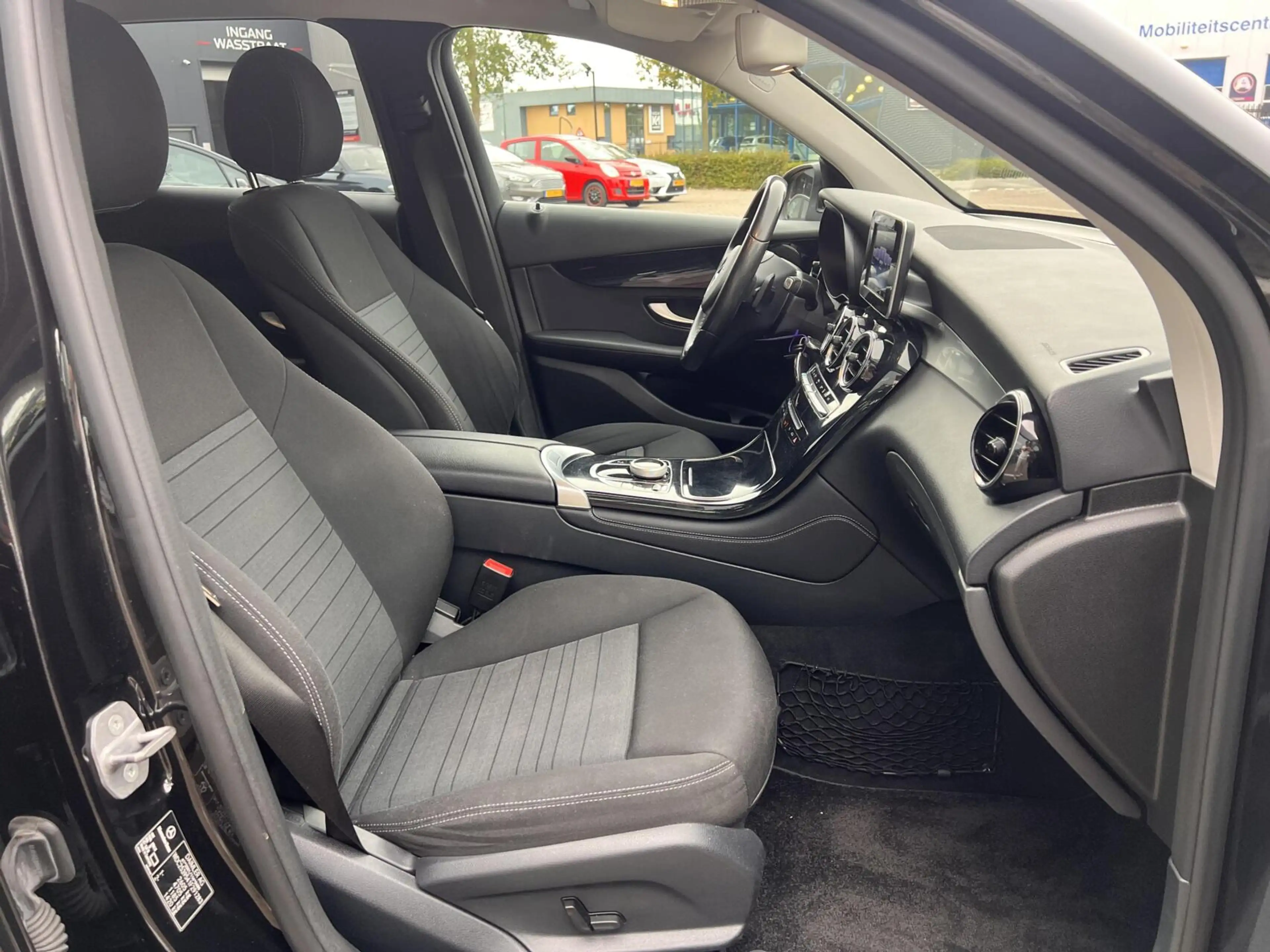 Mercedes-Benz GLC 350 350e 4MATIC Premium Automaat Trekhaak — photo 22