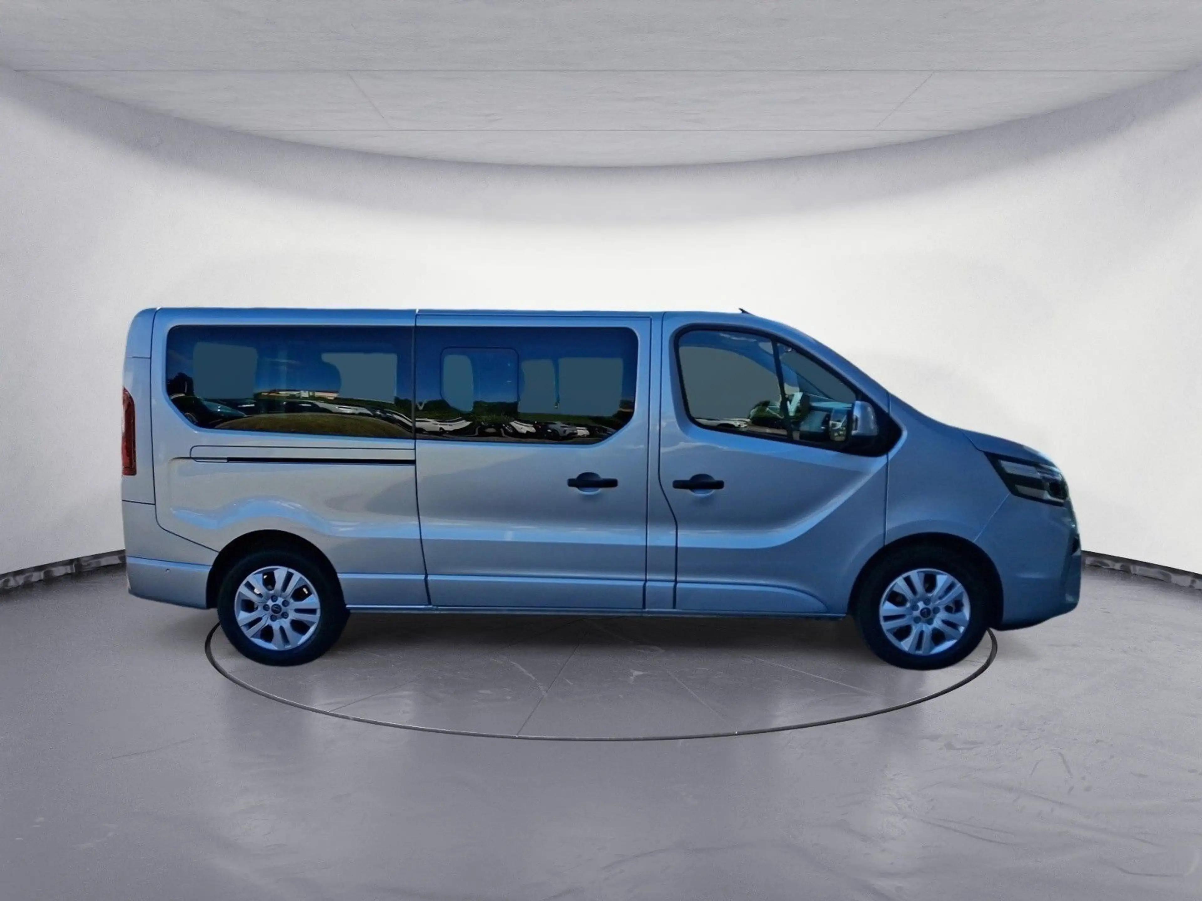 Nissan Primastar KOMBI L2H1 170 DCT TEKNA — photo 5